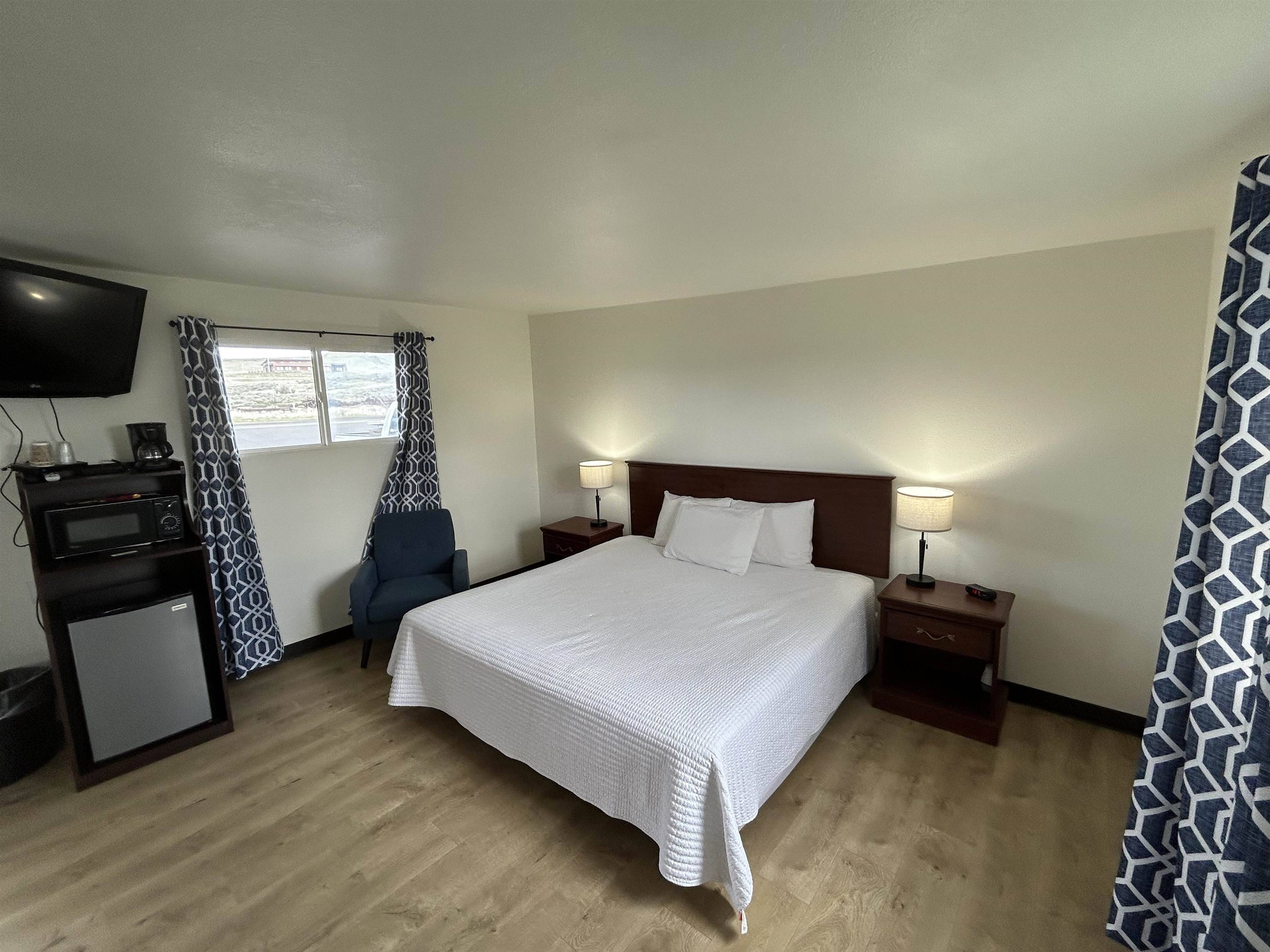 312 E 1st St, Sprague, WA 99032
