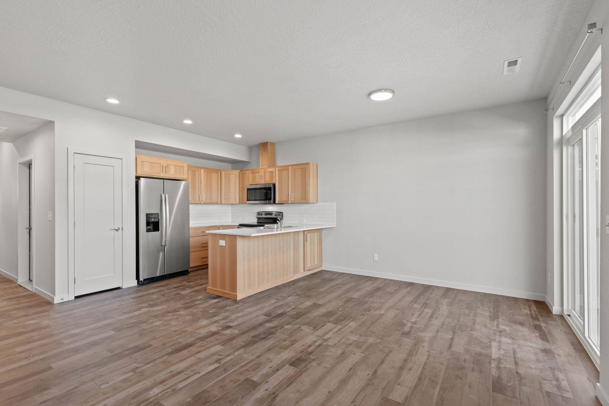 211 S Woodlawn Ln, Spokane Valley, WA 99216