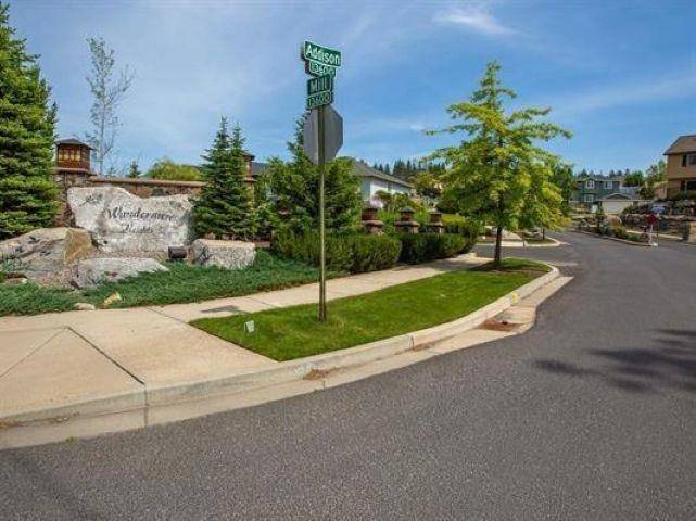 58 E Center Ln, Spokane, WA 99205