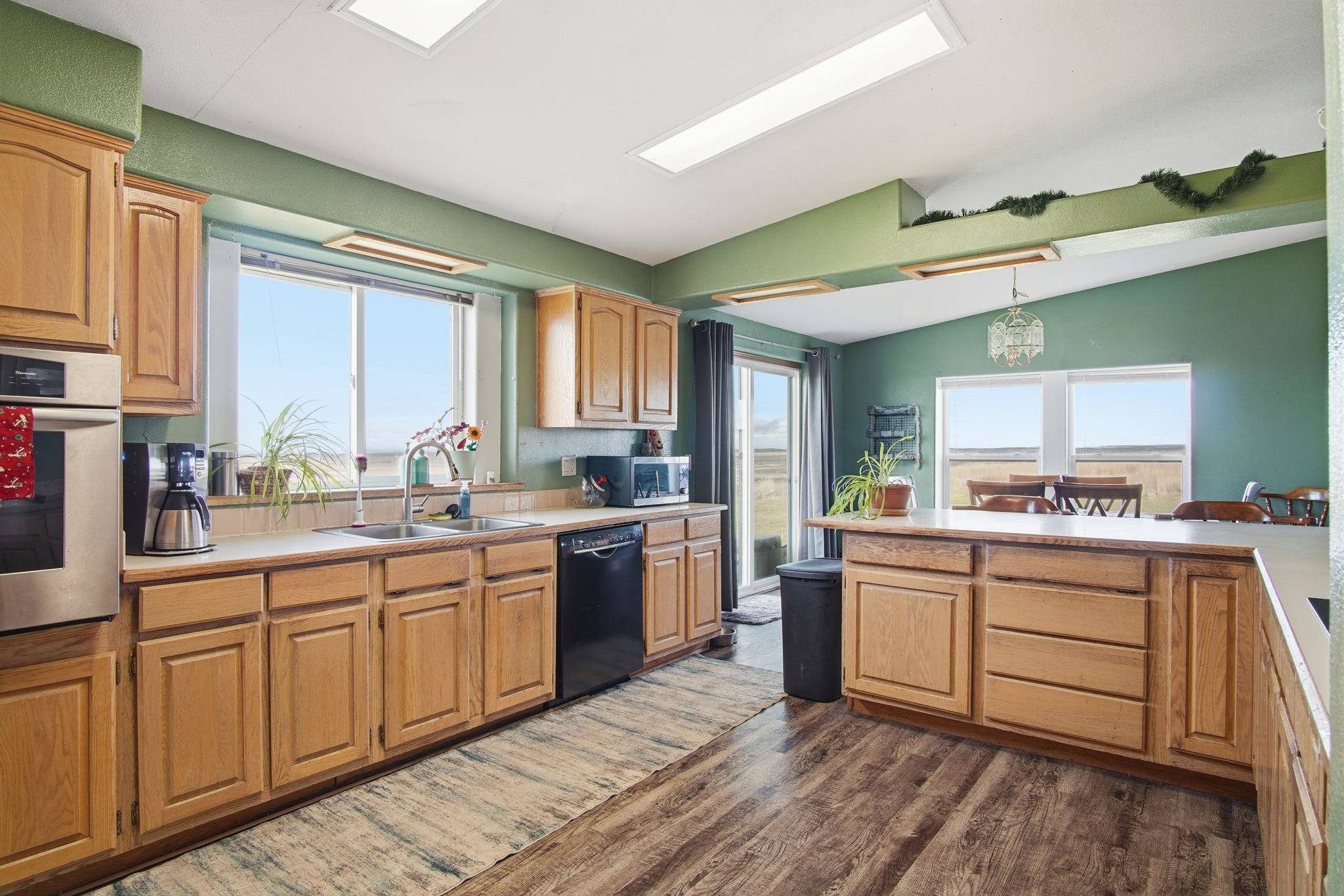 261 Hardy Rd, Lamont, WA 99017