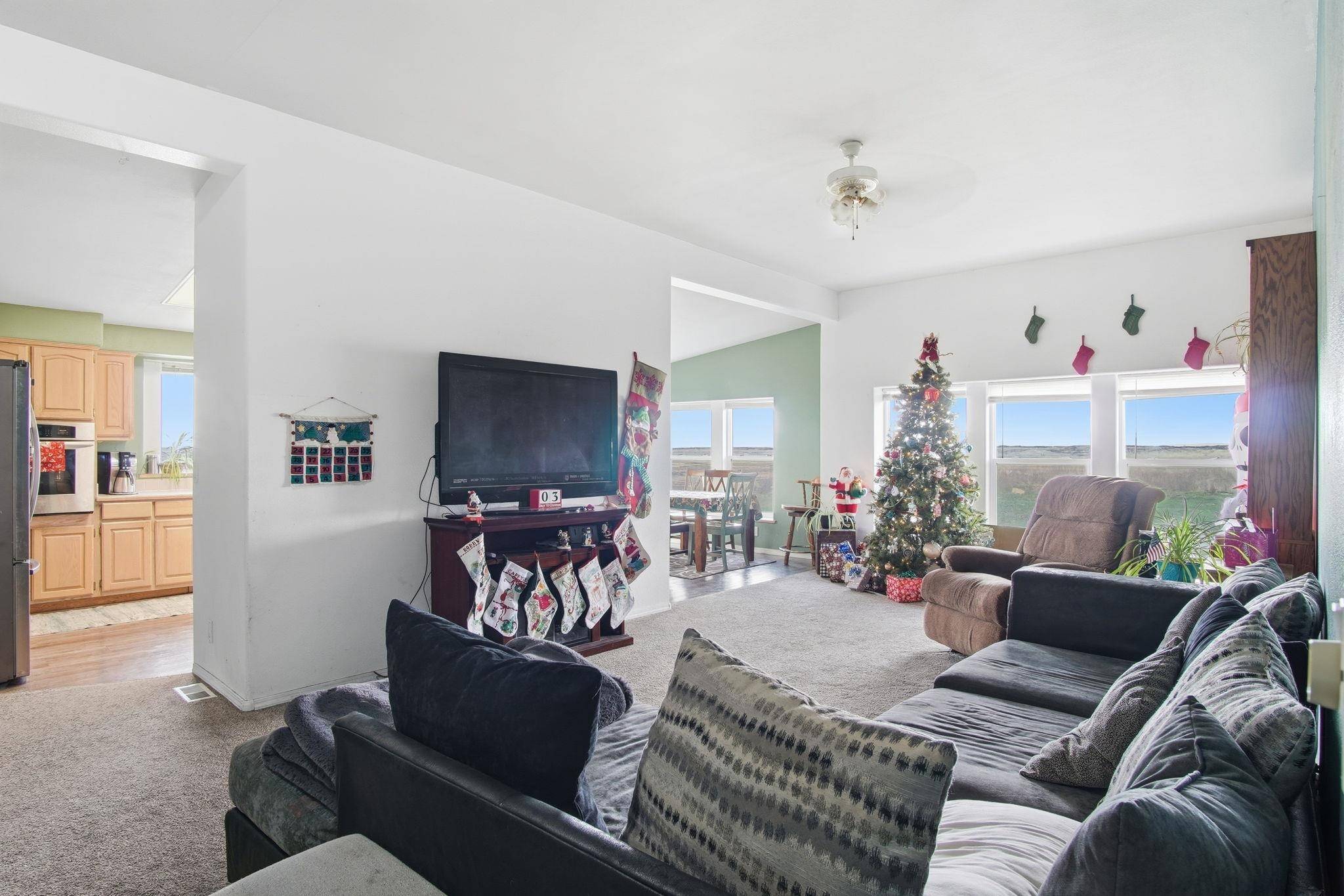 261 Hardy Rd, Lamont, WA 99017