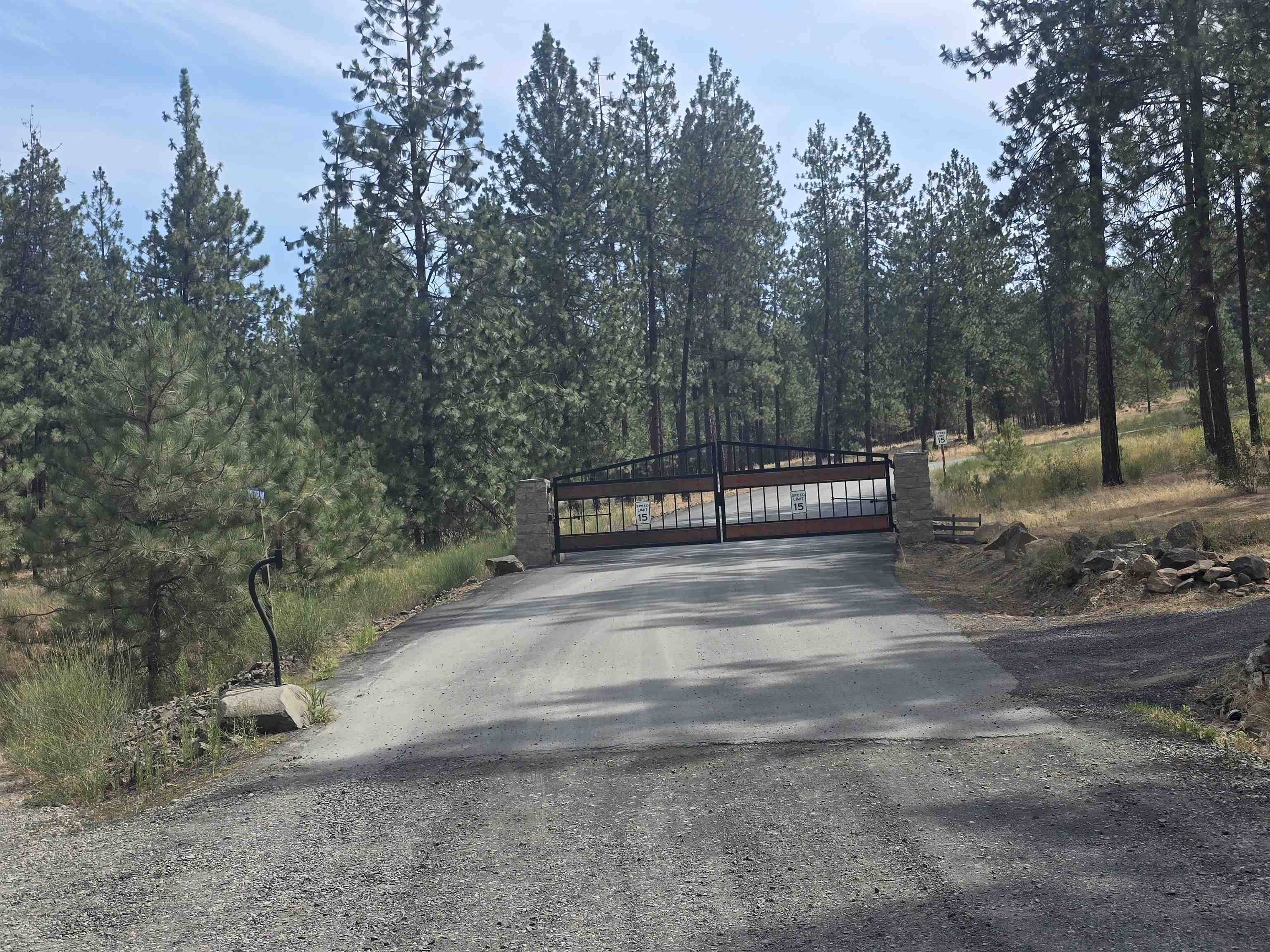 6499 Syringa WAY, Nine Mile Falls, WA 99026