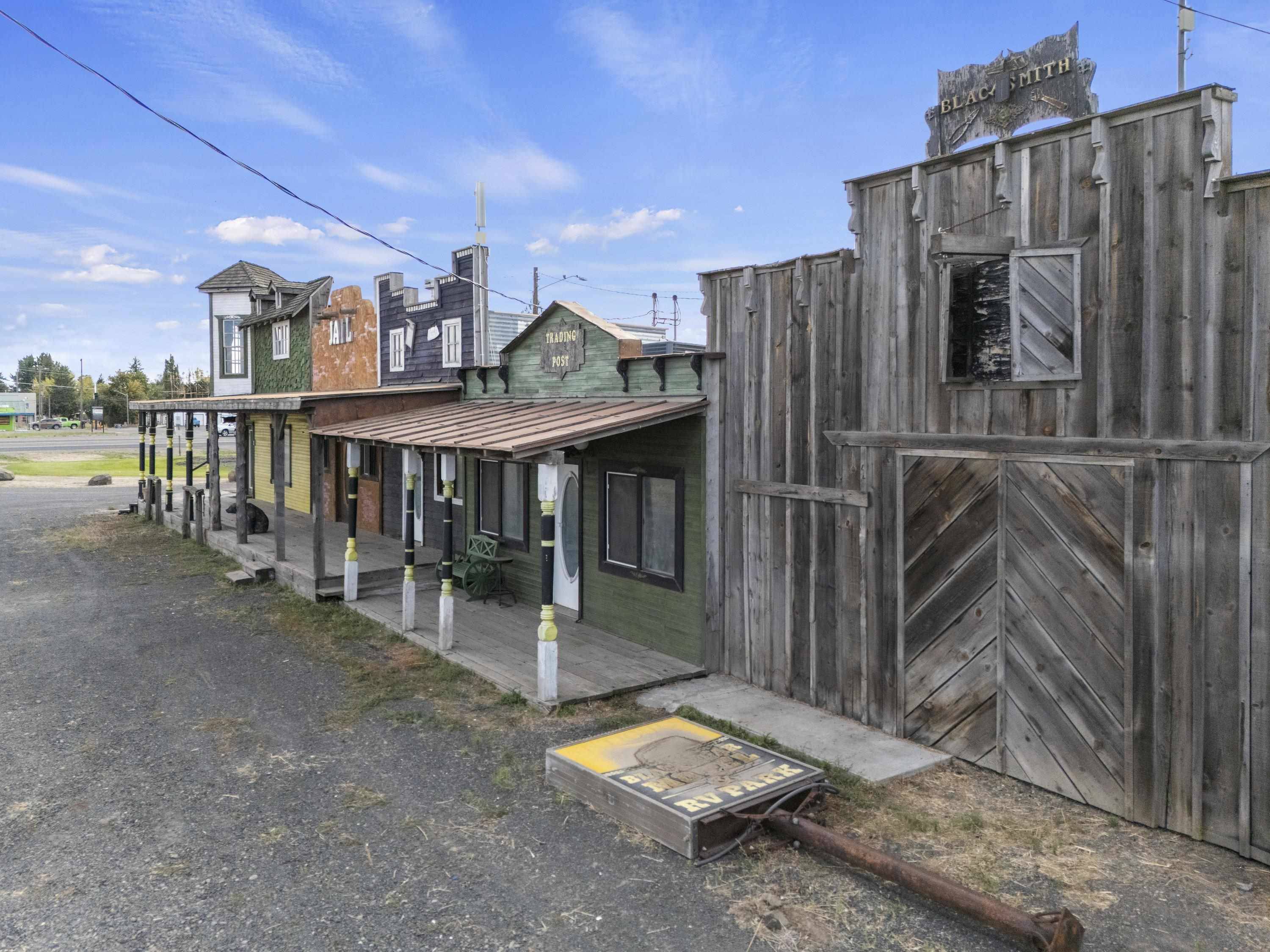 30 Logan St, Davenport, WA 99122
