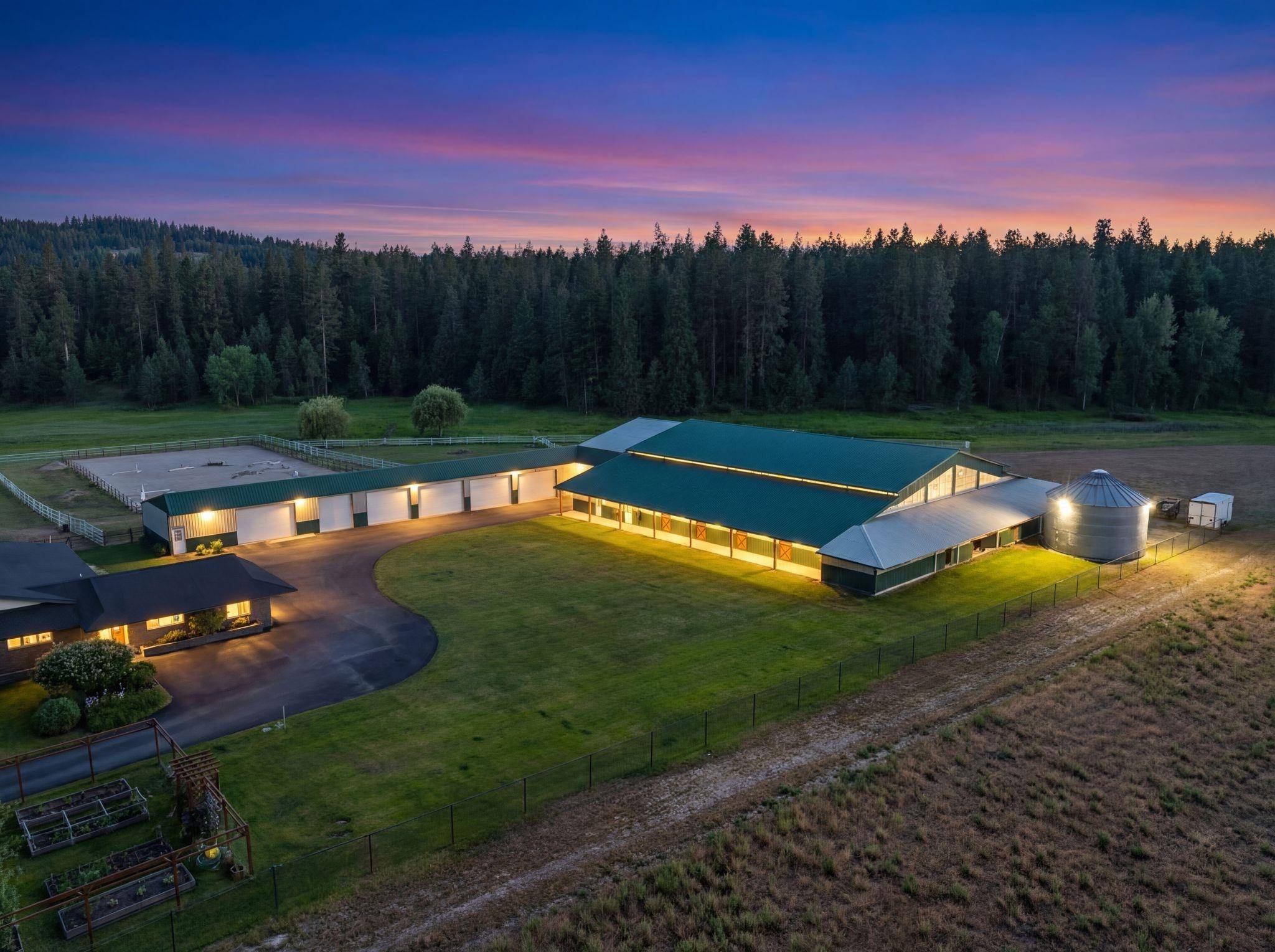 24415 N Crescent Rd, Chattaroy, WA 99003