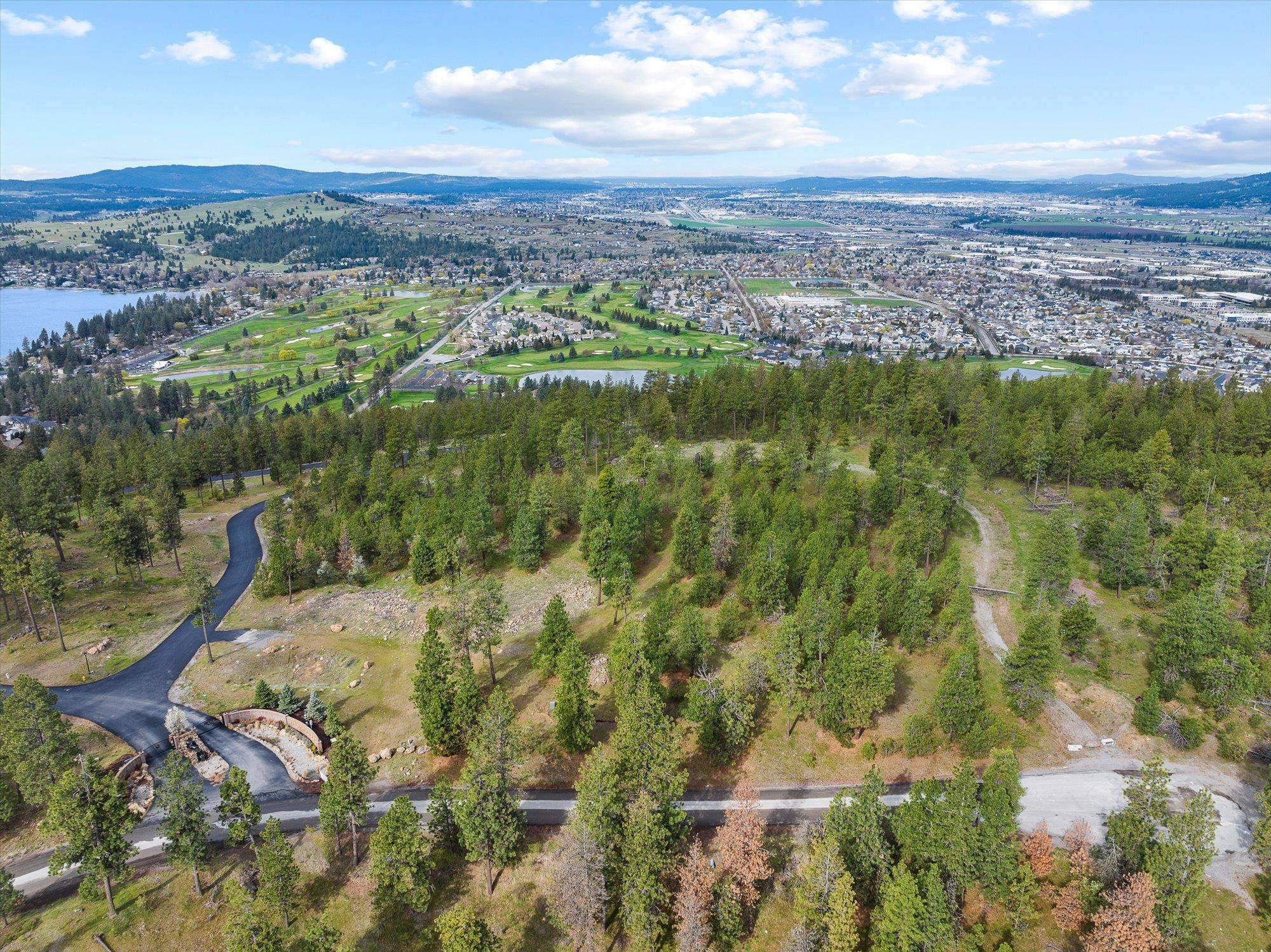 25323 E Colony Ln, Liberty Lake, WA 99019
