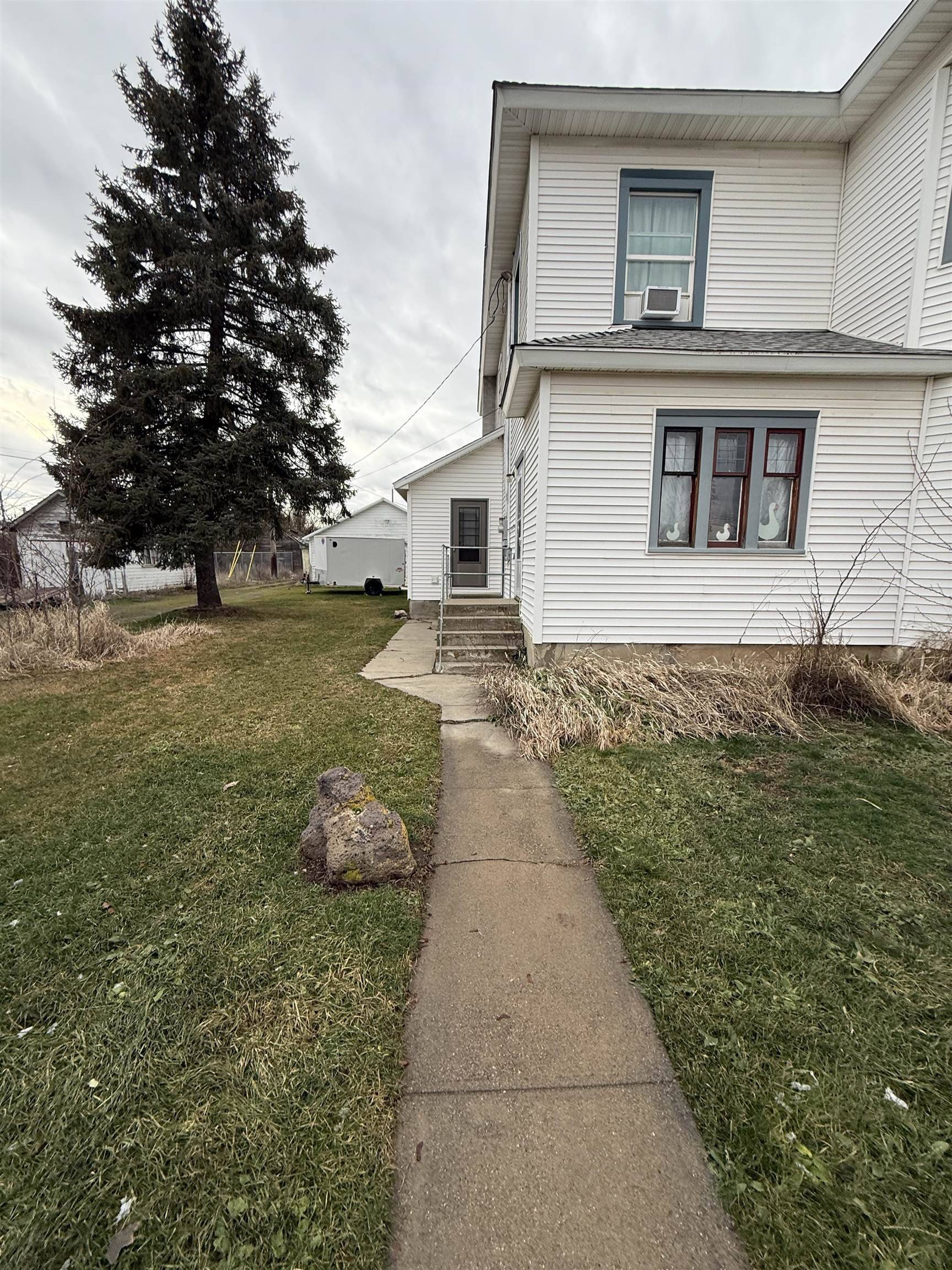 703 Washington St, Davenport, WA 99122