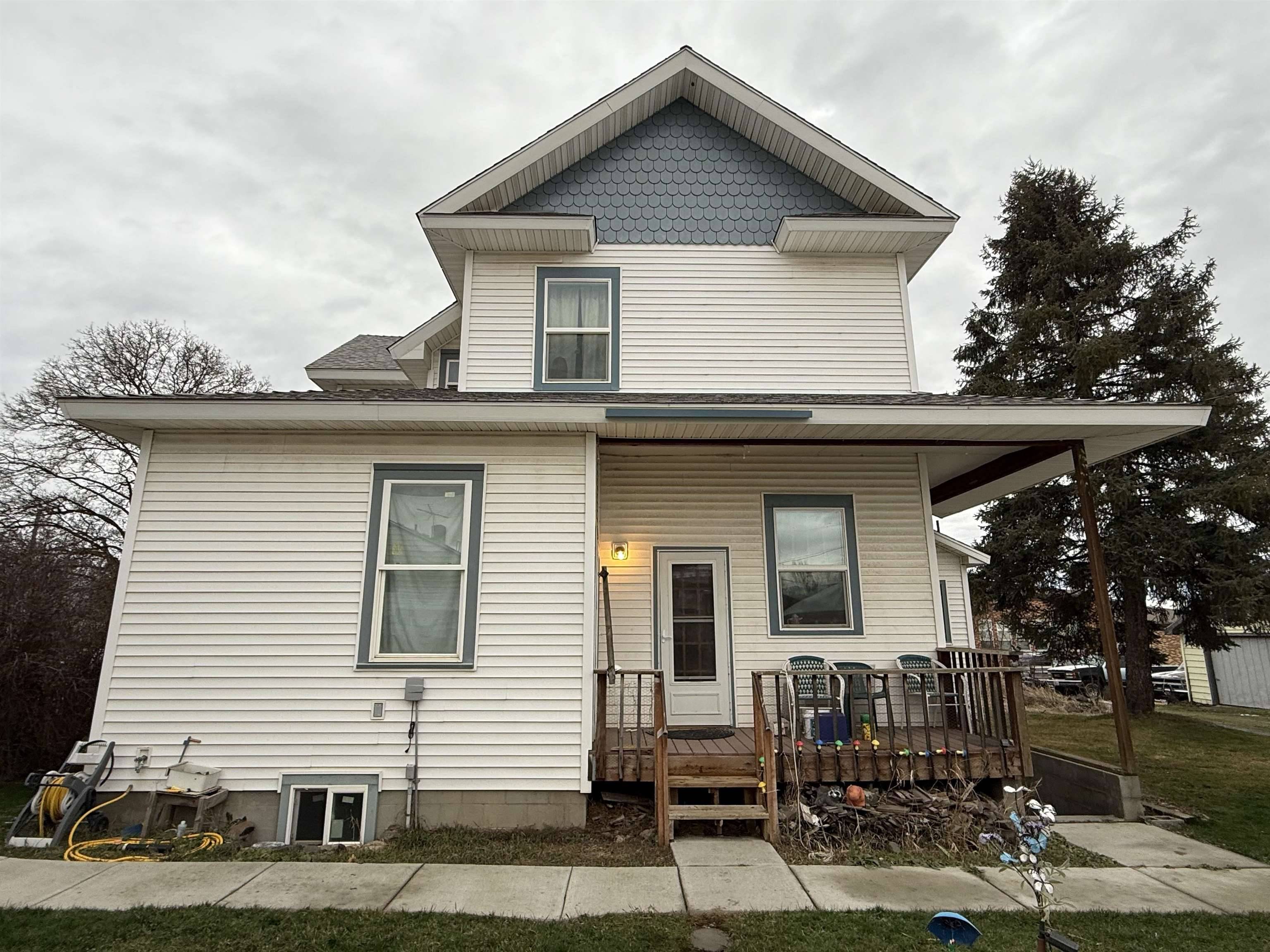 703 Washington St, Davenport, WA 99122