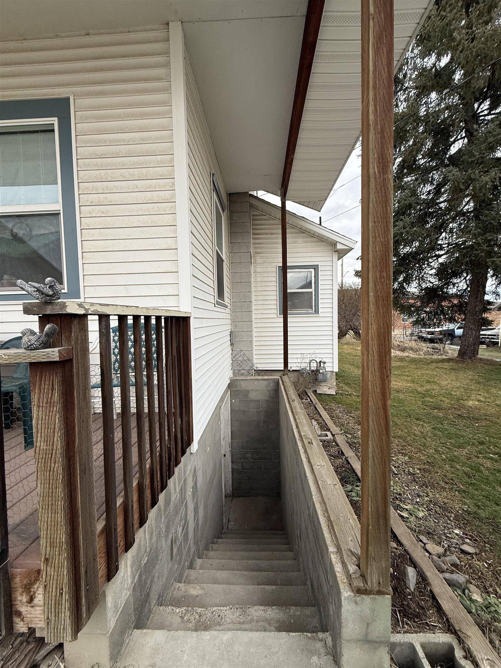 703 Washington St, Davenport, WA 99122