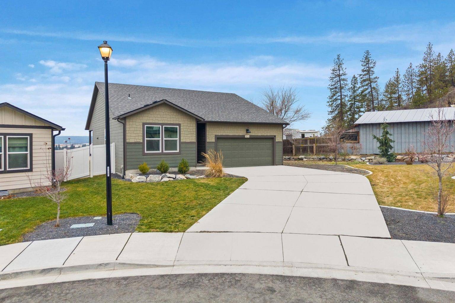 5414 E Bridgeport Ct, Spokane, WA 99217