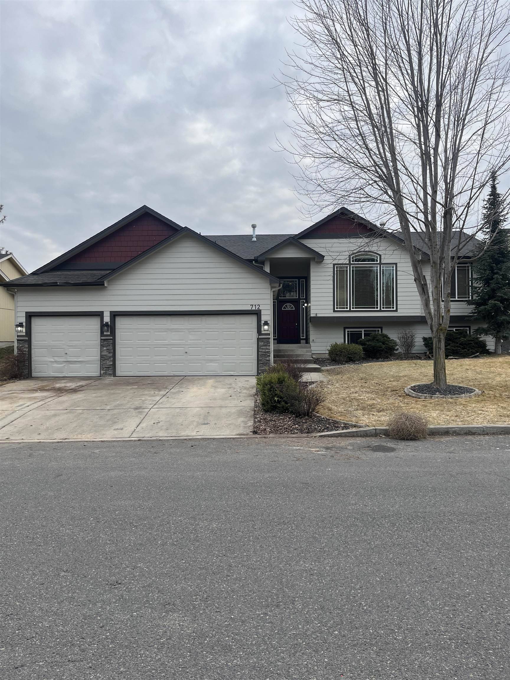 712 E Bonnie Lynn Ln, Colbert, WA 99005