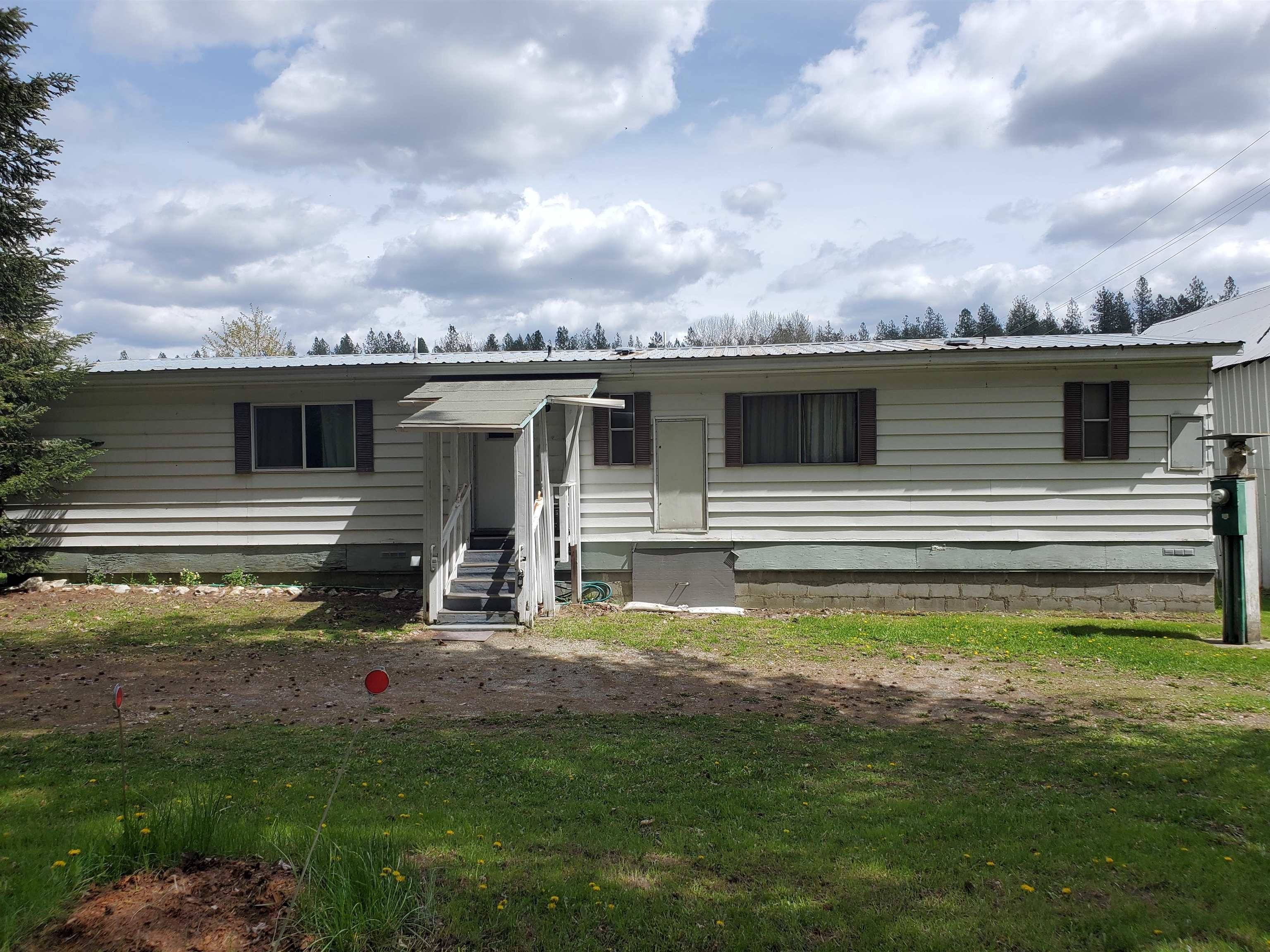 26310 N River Estates Dr, Chattaroy, WA 99003