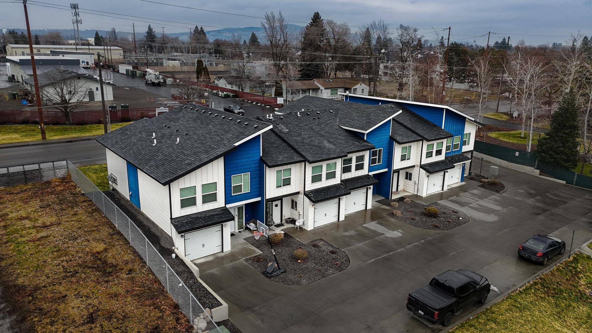 12402 E Broadway Ave, Spokane Valley, WA 99216