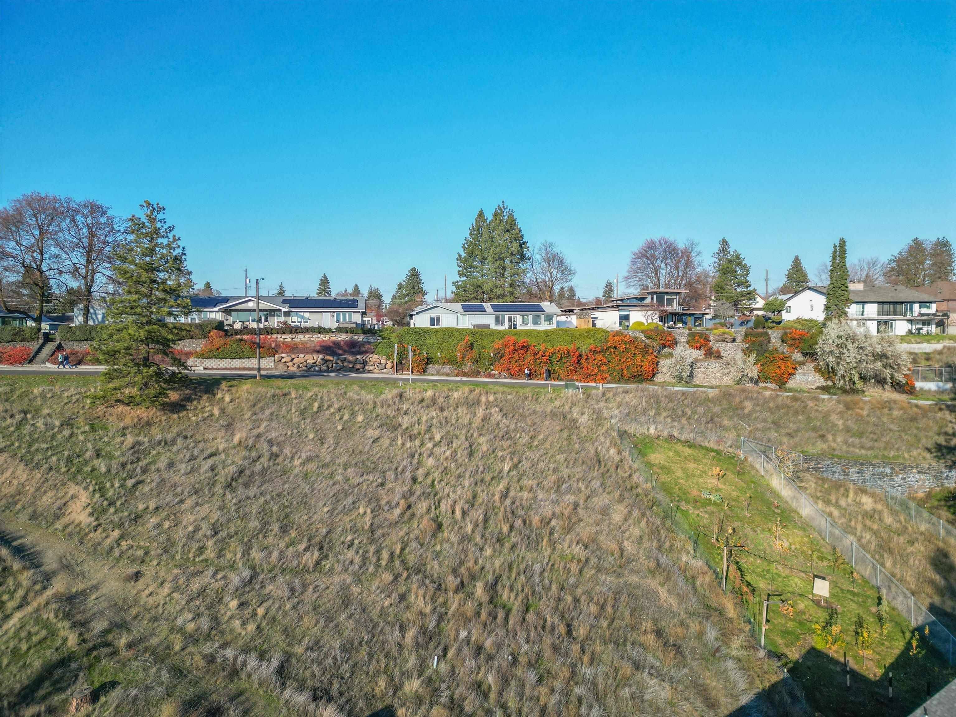 1229 W Courtland Ave, Spokane, WA 99205
