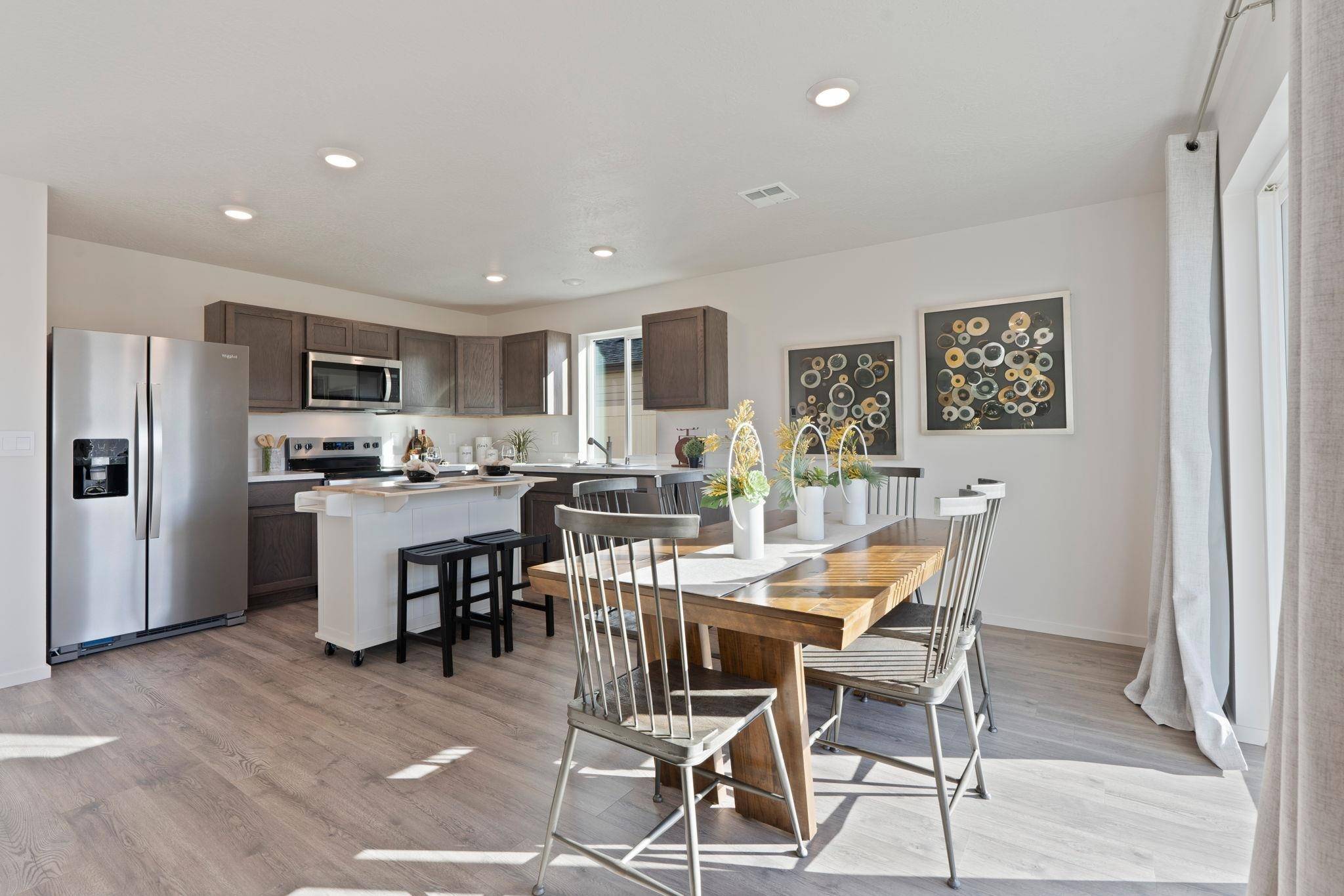 1574 E A St, Deer Park, WA 99006
