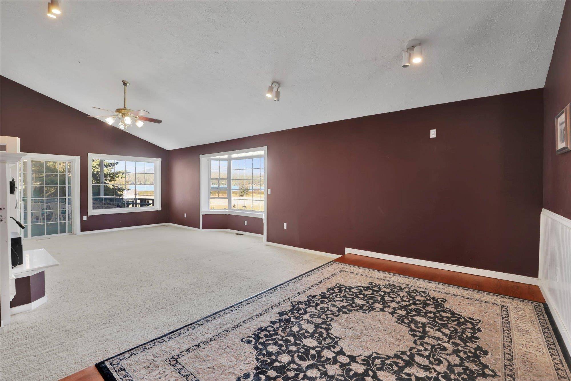 11224 N Honeymoon Bay Rd, Newman Lake, WA 99025