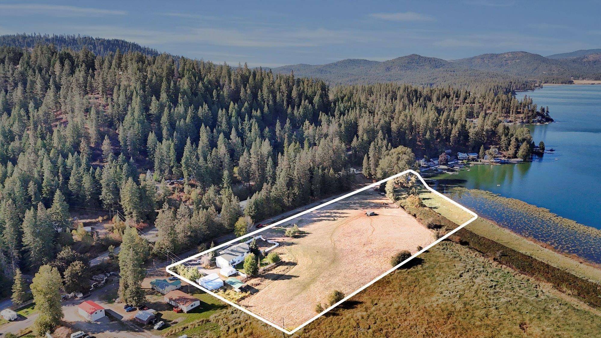 11224 N Honeymoon Bay Rd, Newman Lake, WA 99025