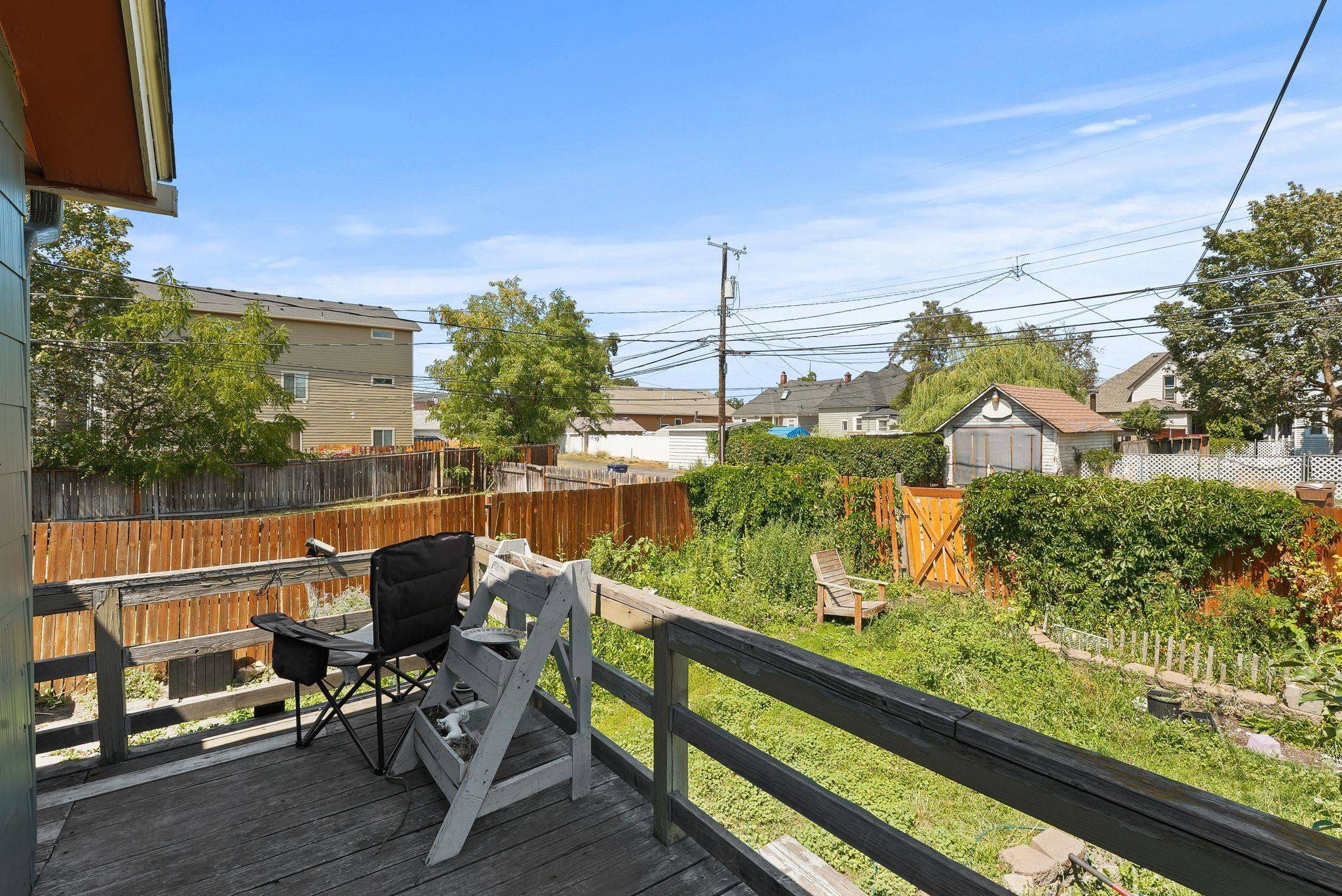 927 E Augusta Ave, Spokane, WA 99207