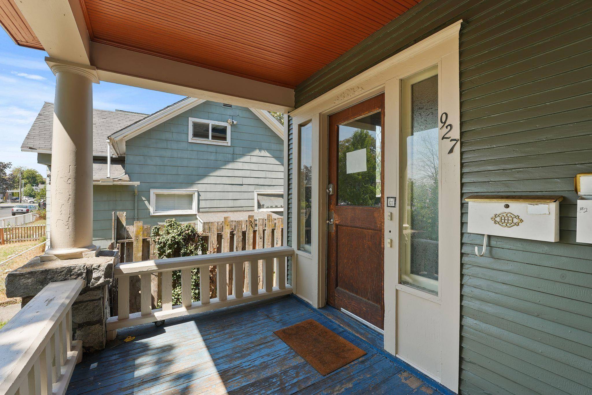 927 E Augusta Ave, Spokane, WA 99207