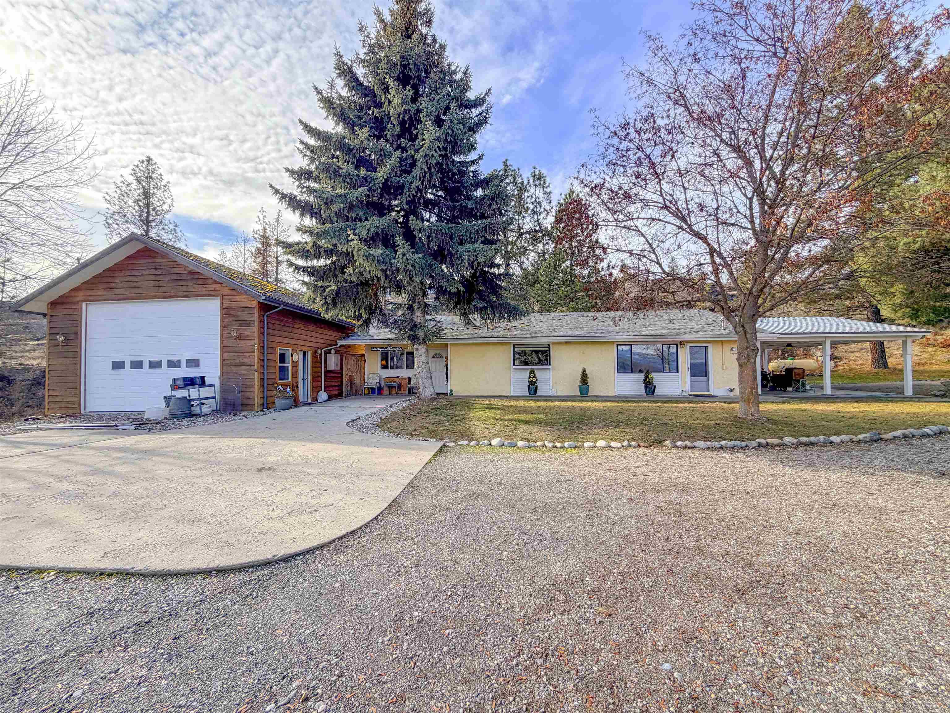41 Eagle Ln, Kettle Falls, WA 99141