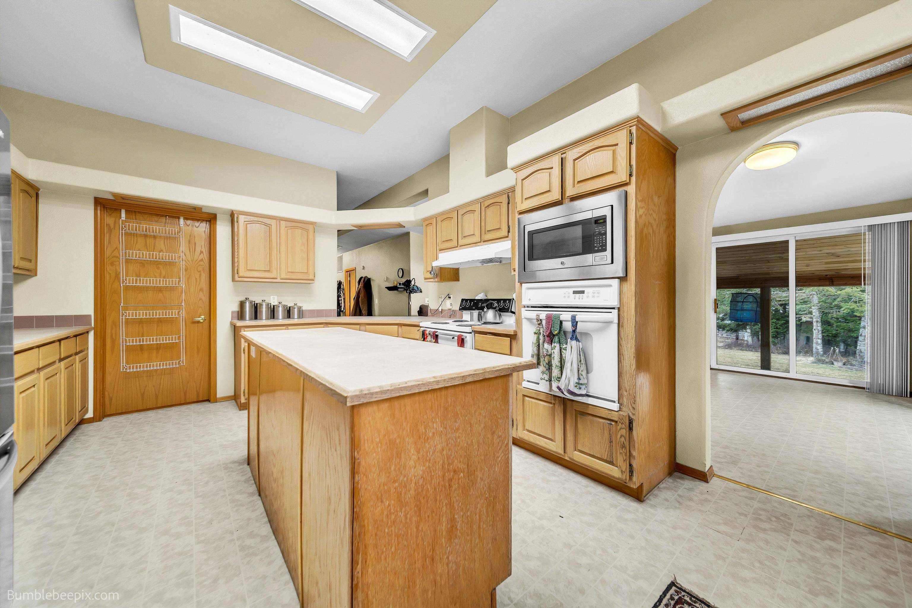 263 Fourspots Rd, Cusick, WA 99119