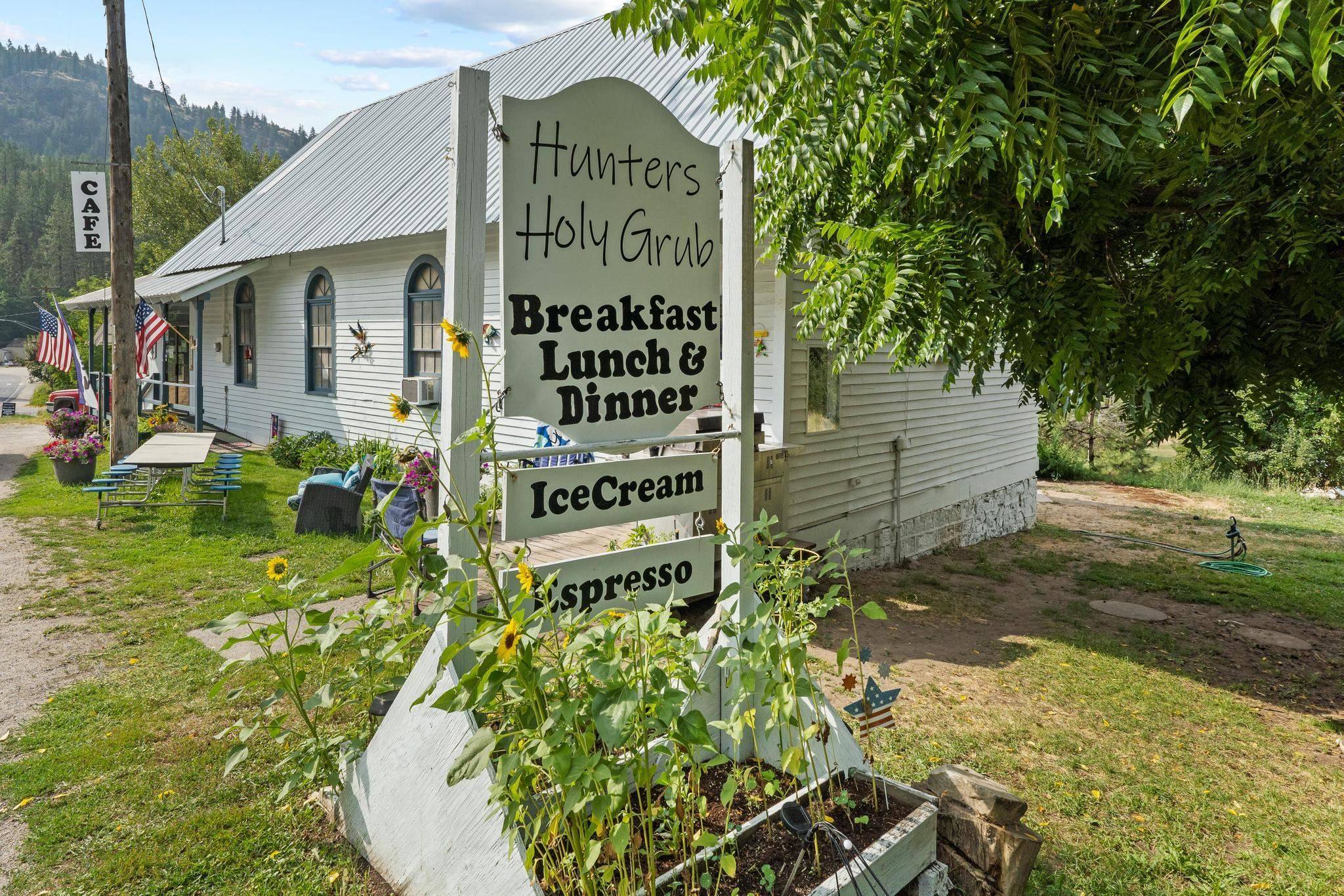 4952 S 25 Hwy, Hunters, WA 99173