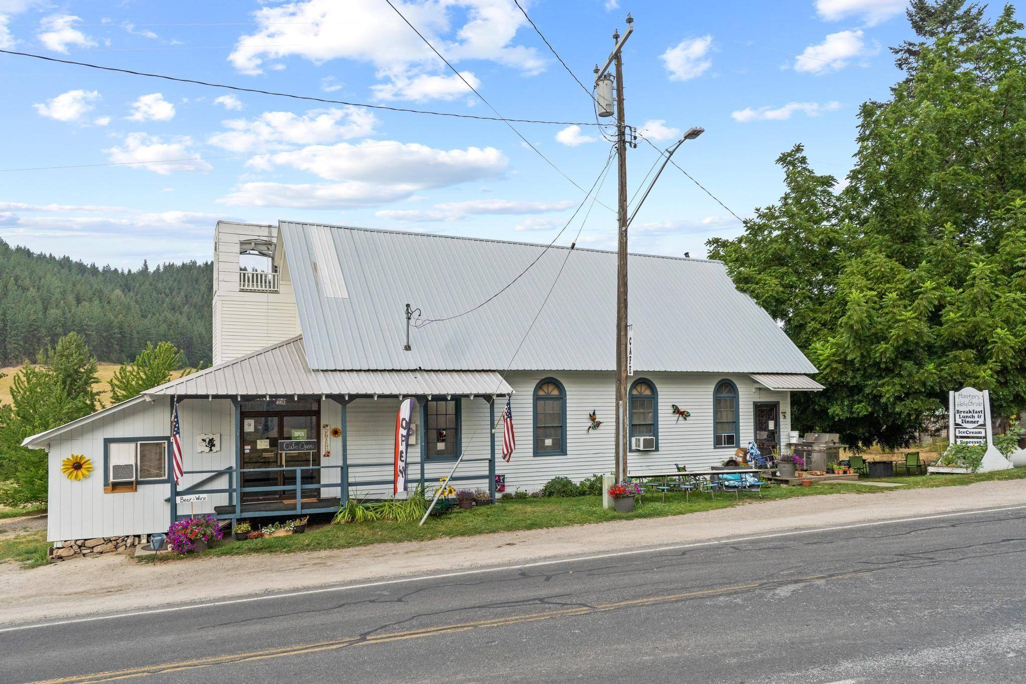 4952 S 25 Hwy, Hunters, WA 99173