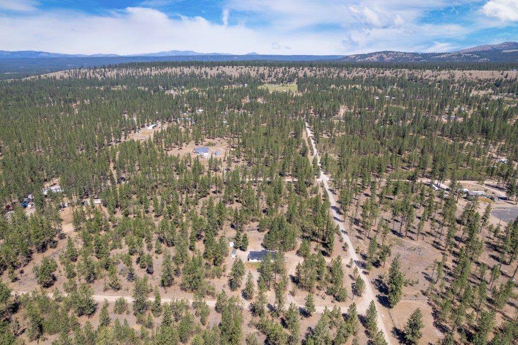 7754 Samuel St, Ford, WA 99013