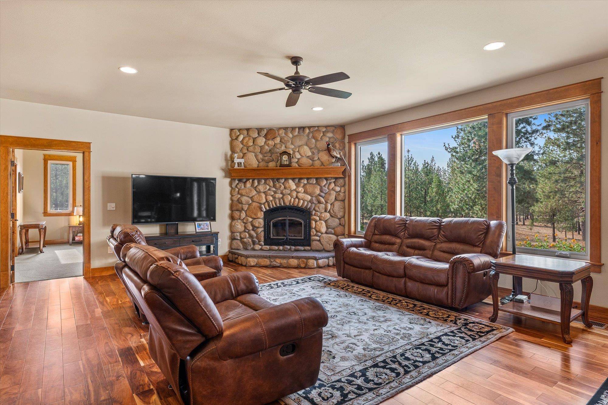 14021 E Nelson Rd, Elk, WA 99009