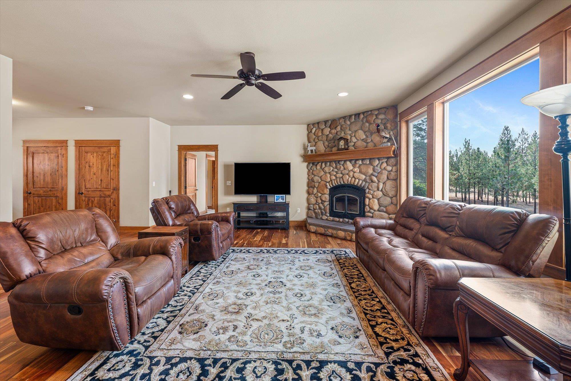 14021 E Nelson Rd, Elk, WA 99009