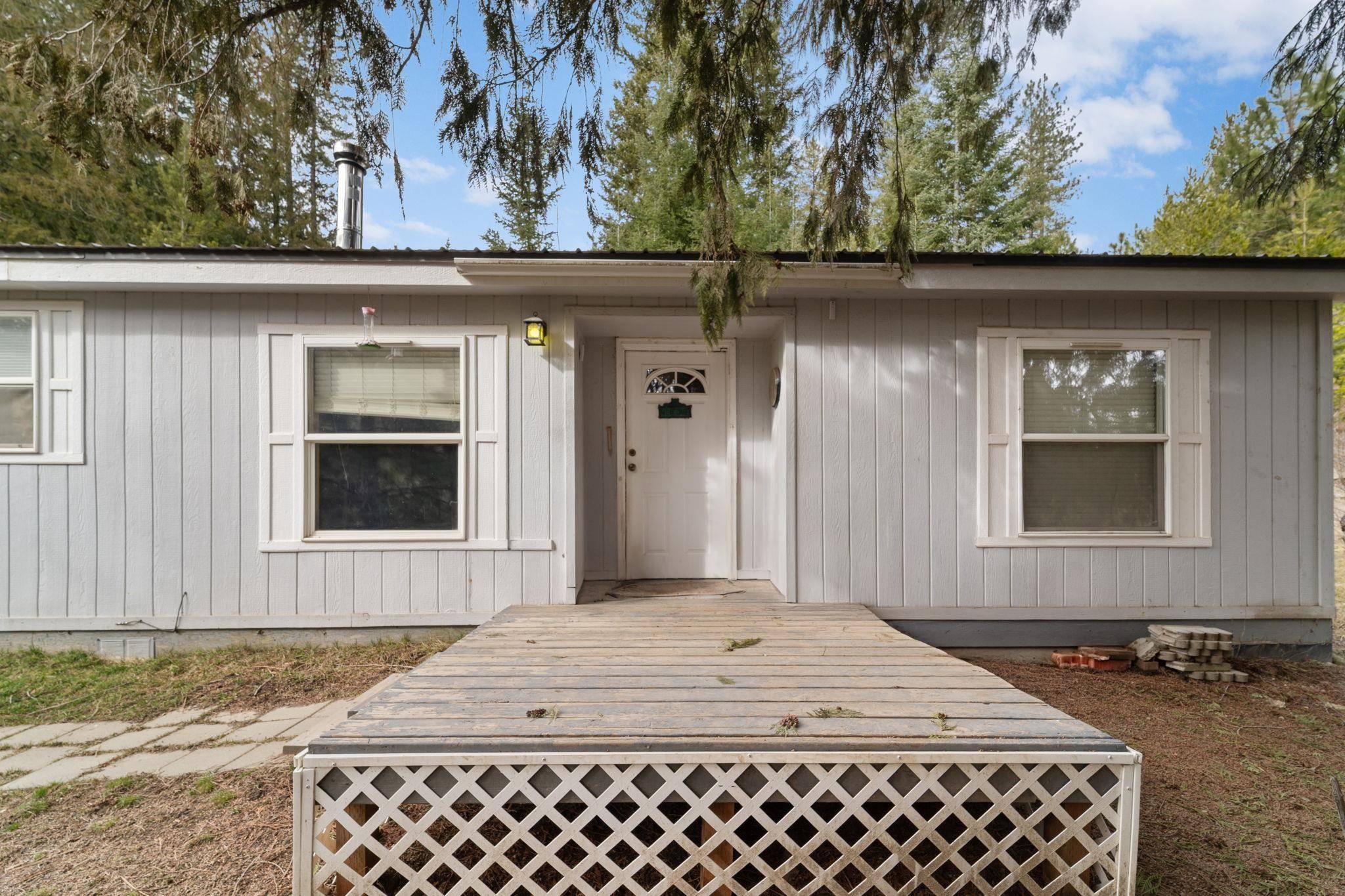 35007 N Blanchard Creek Rd, Newport, WA 99156