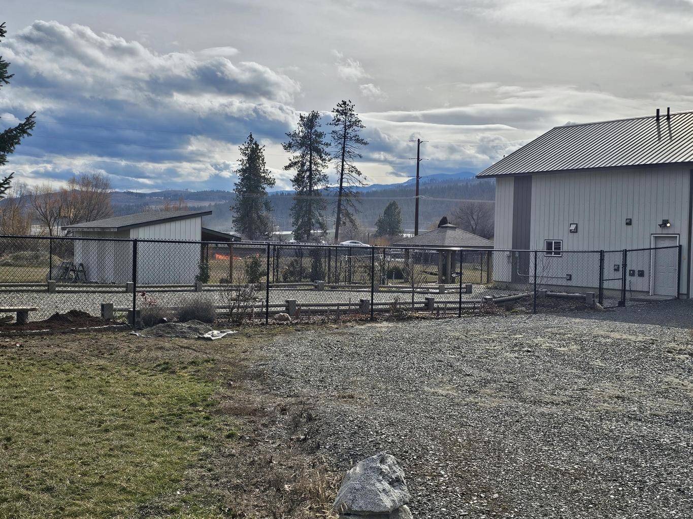 647 Elm Tree Dr, Colville, WA 99114-0000