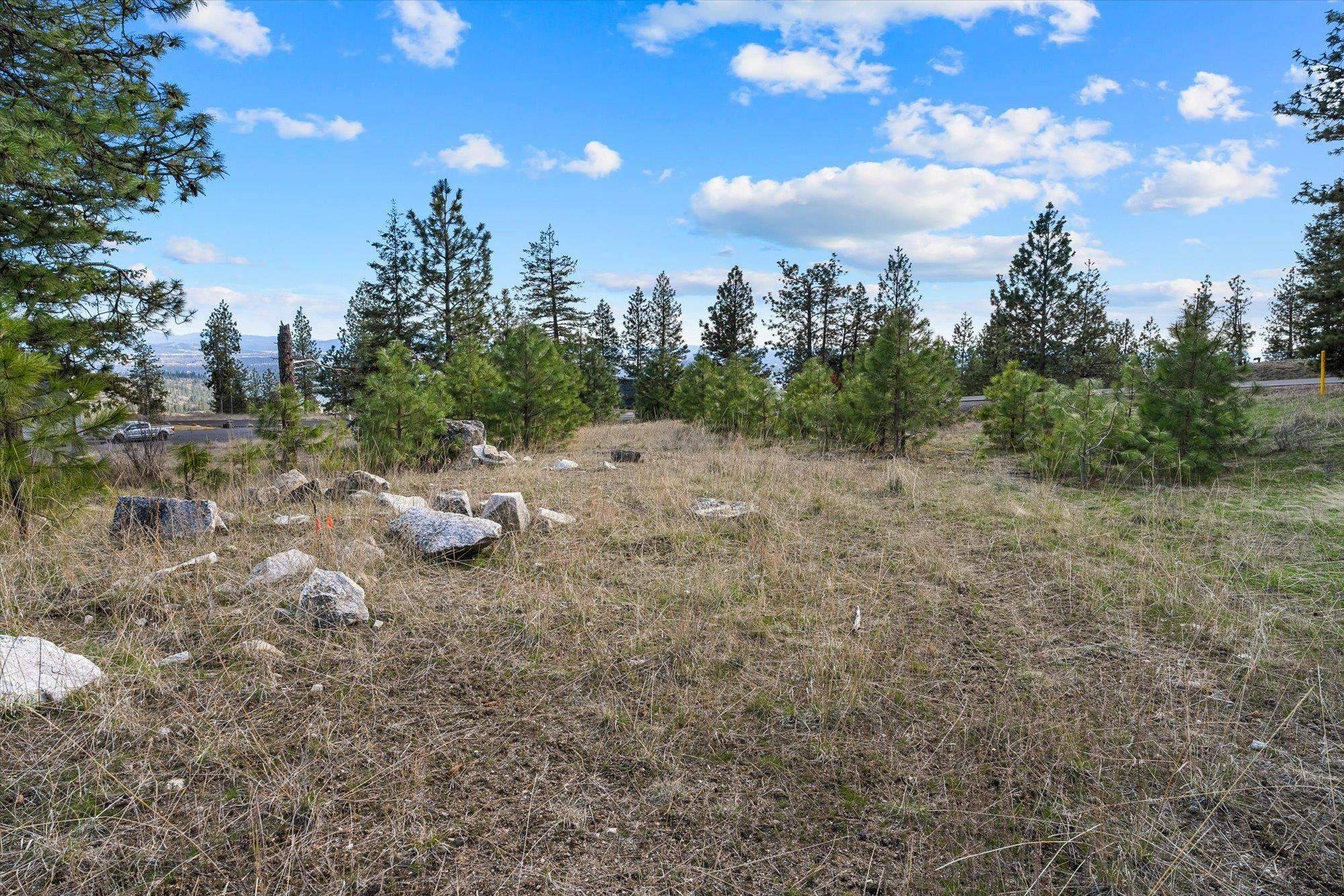 5904 W Hayden Ln, Spokane, WA 99208