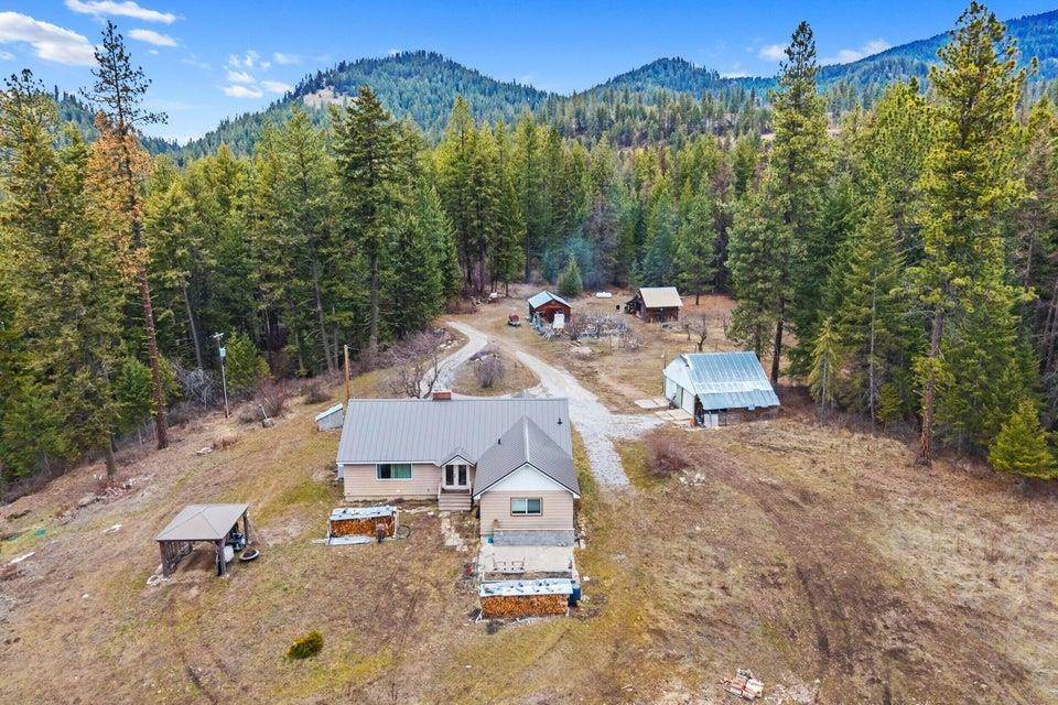 2852 C Horseshoe Lake Rd, Chewelah, WA 99109