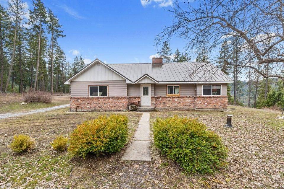 2852 C Horseshoe Lake Rd, Chewelah, WA 99109