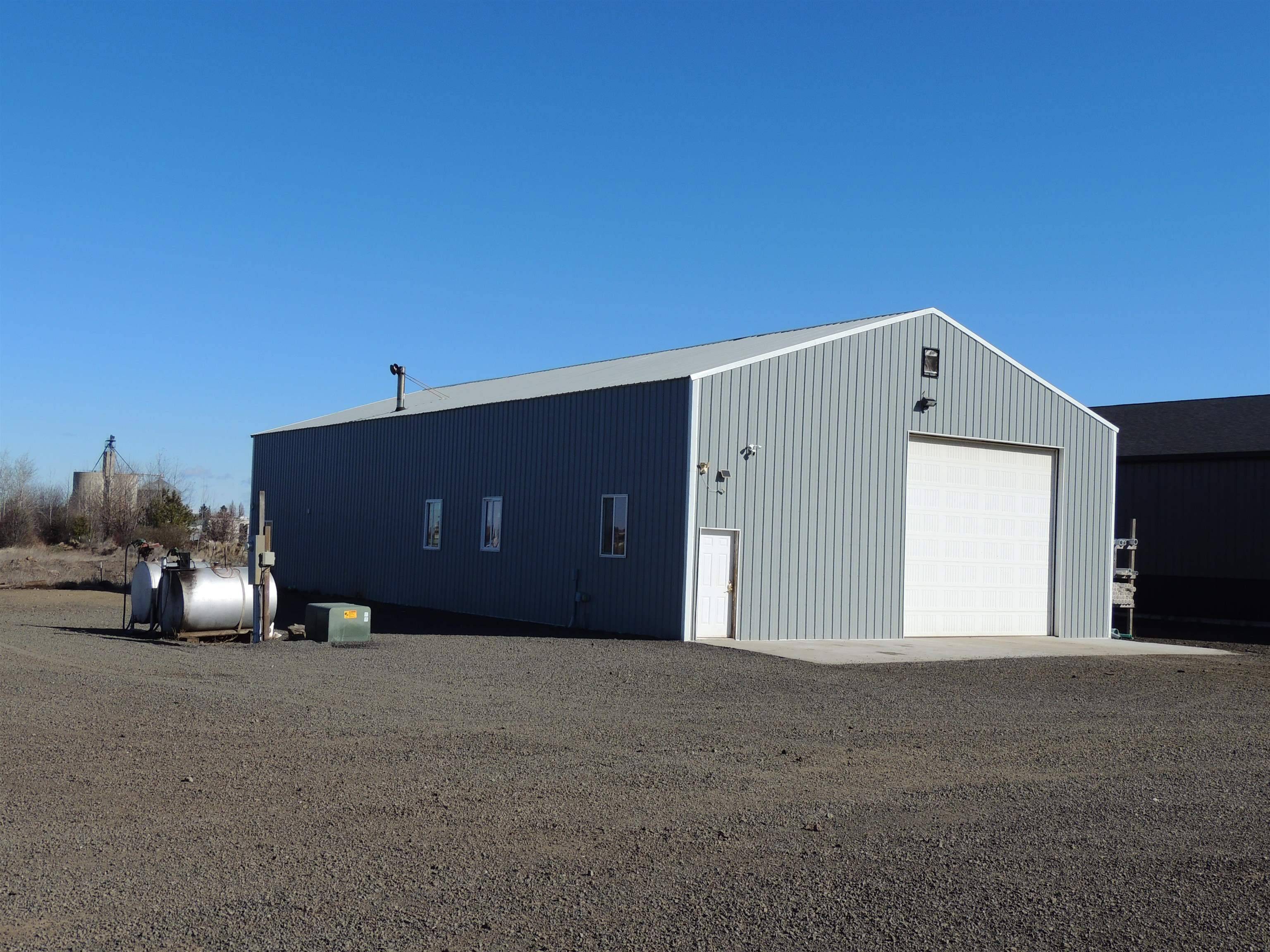 38250 Fitness Ln. E, Davenport, WA 99122