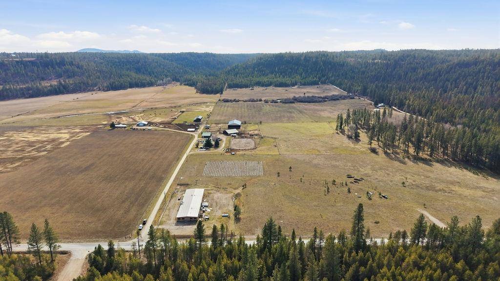 4341 B Springdale Hunters Rd, Springdale, WA 99173