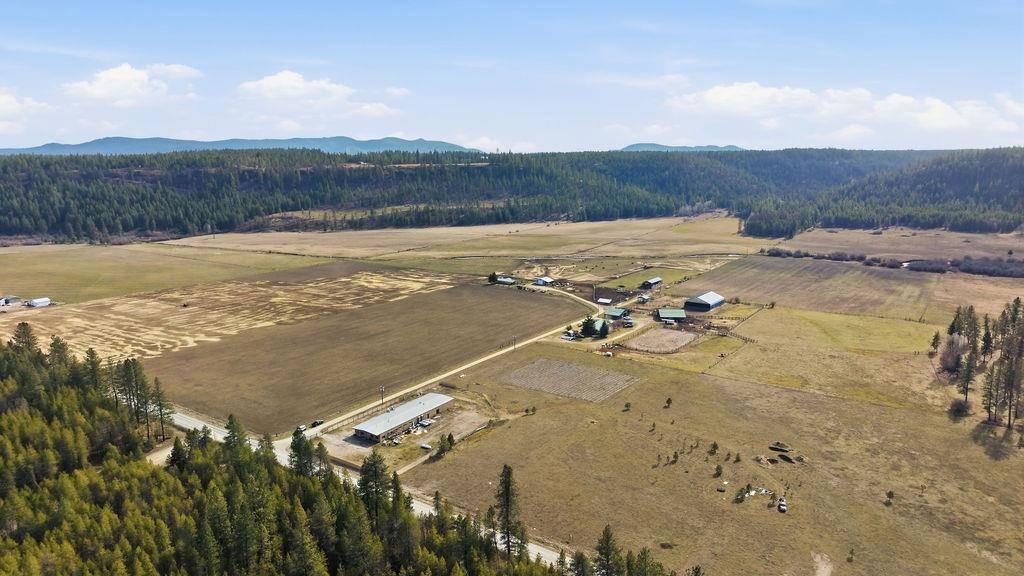 4341 B Springdale Hunters Rd, Springdale, WA 99173