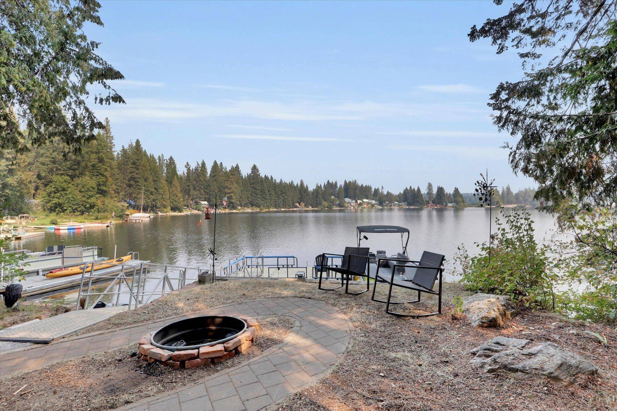 551 Davis Lake Rd, Usk, WA 99180