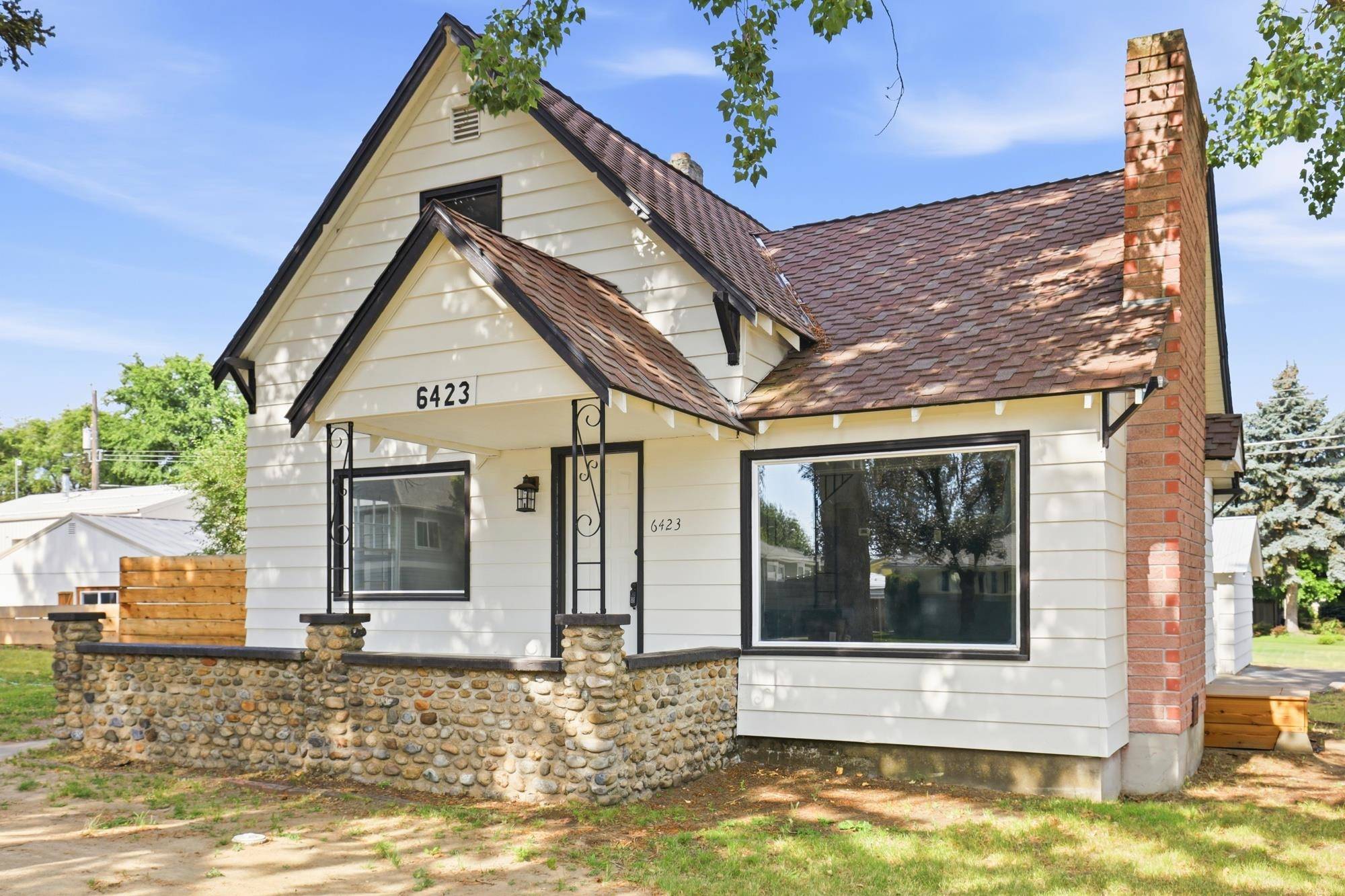 6423 N Washington St, Spokane, WA 99208