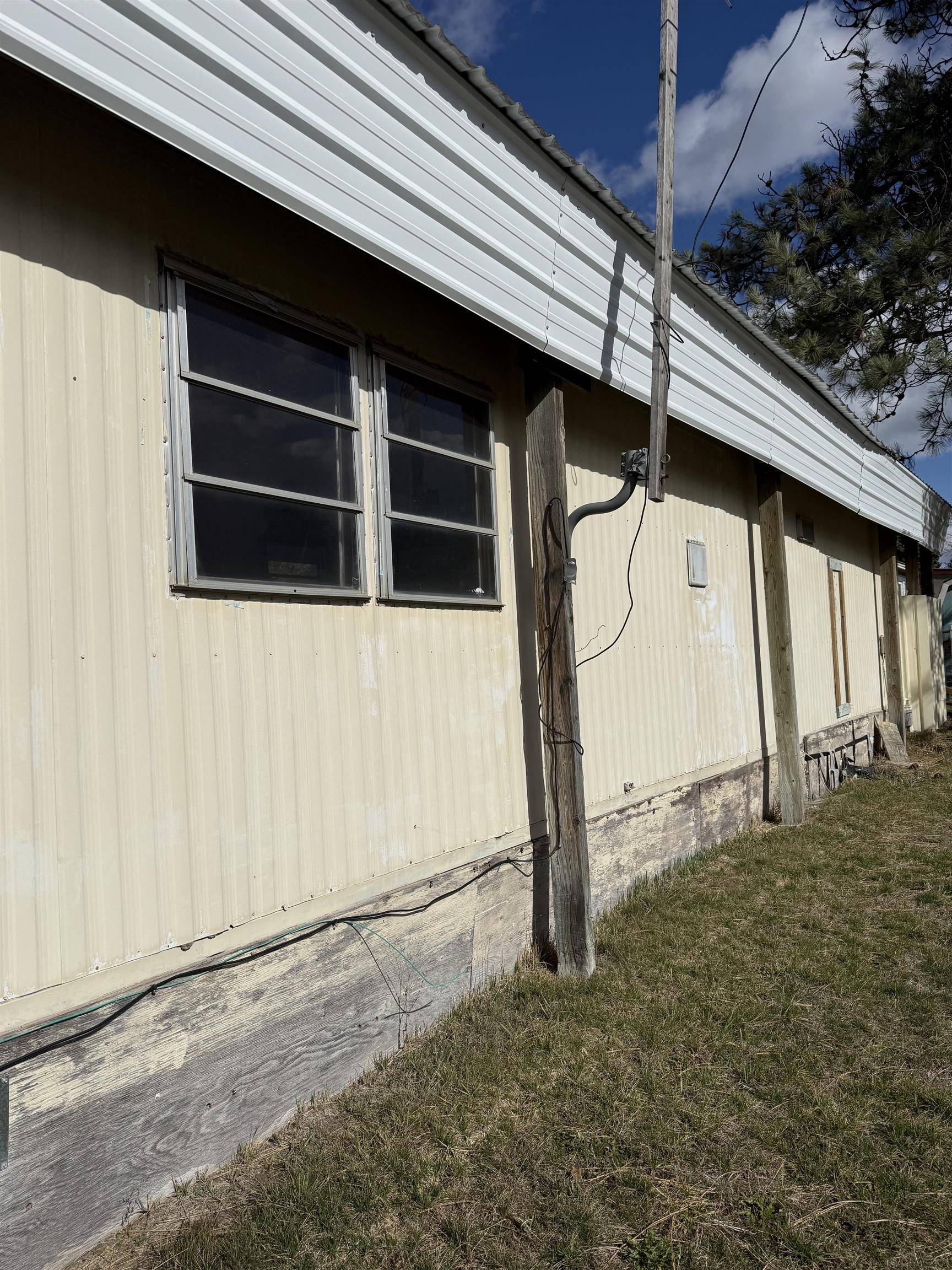 40414 Newport Hwy #43, Elk, WA 99009