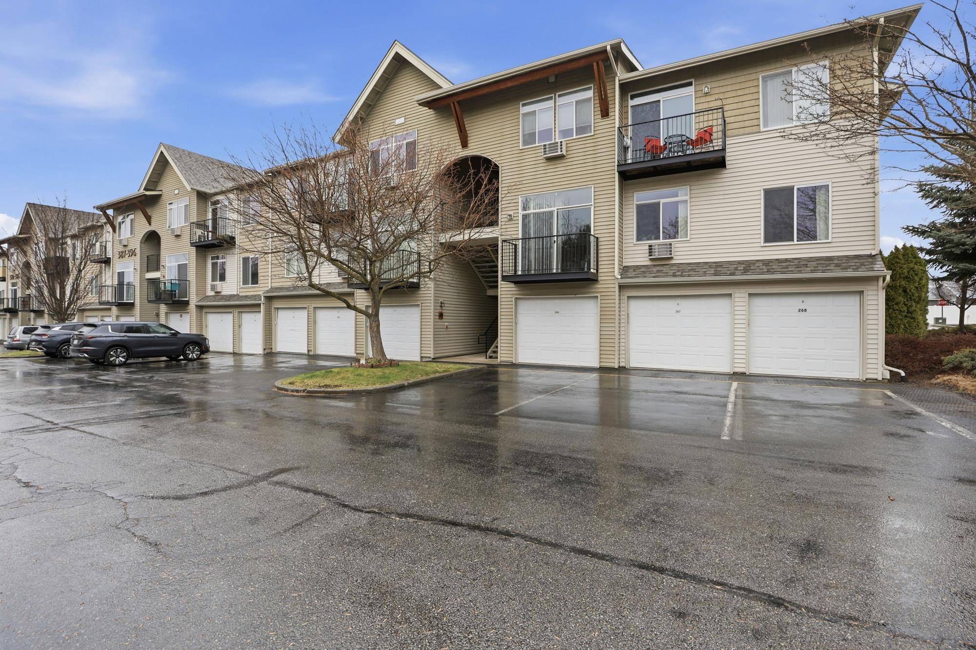 22855 E Country Vista Dr #399, Liberty Lake, WA 99019