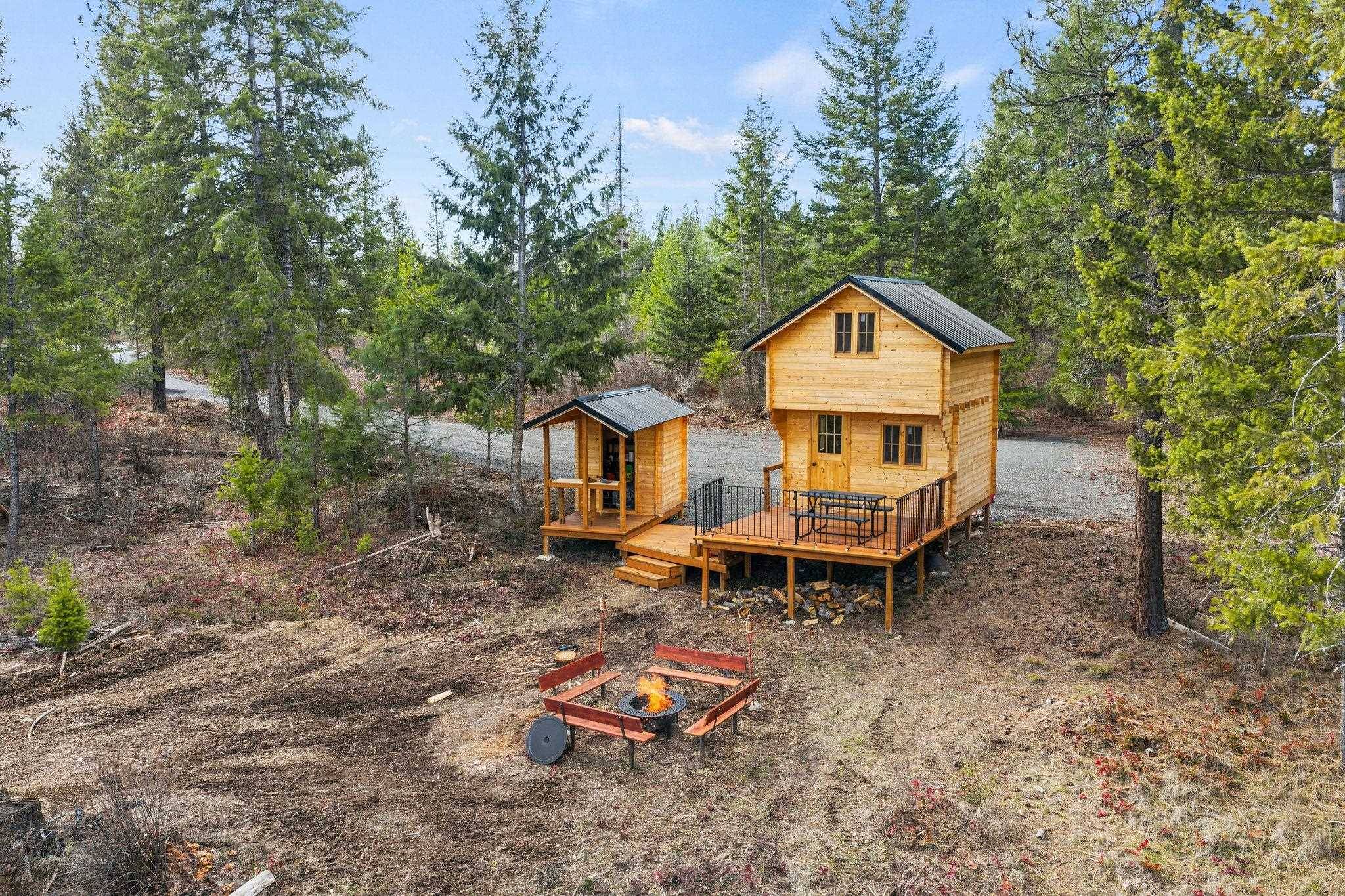 3142 Bren Holly WAY, Valley, WA 99181