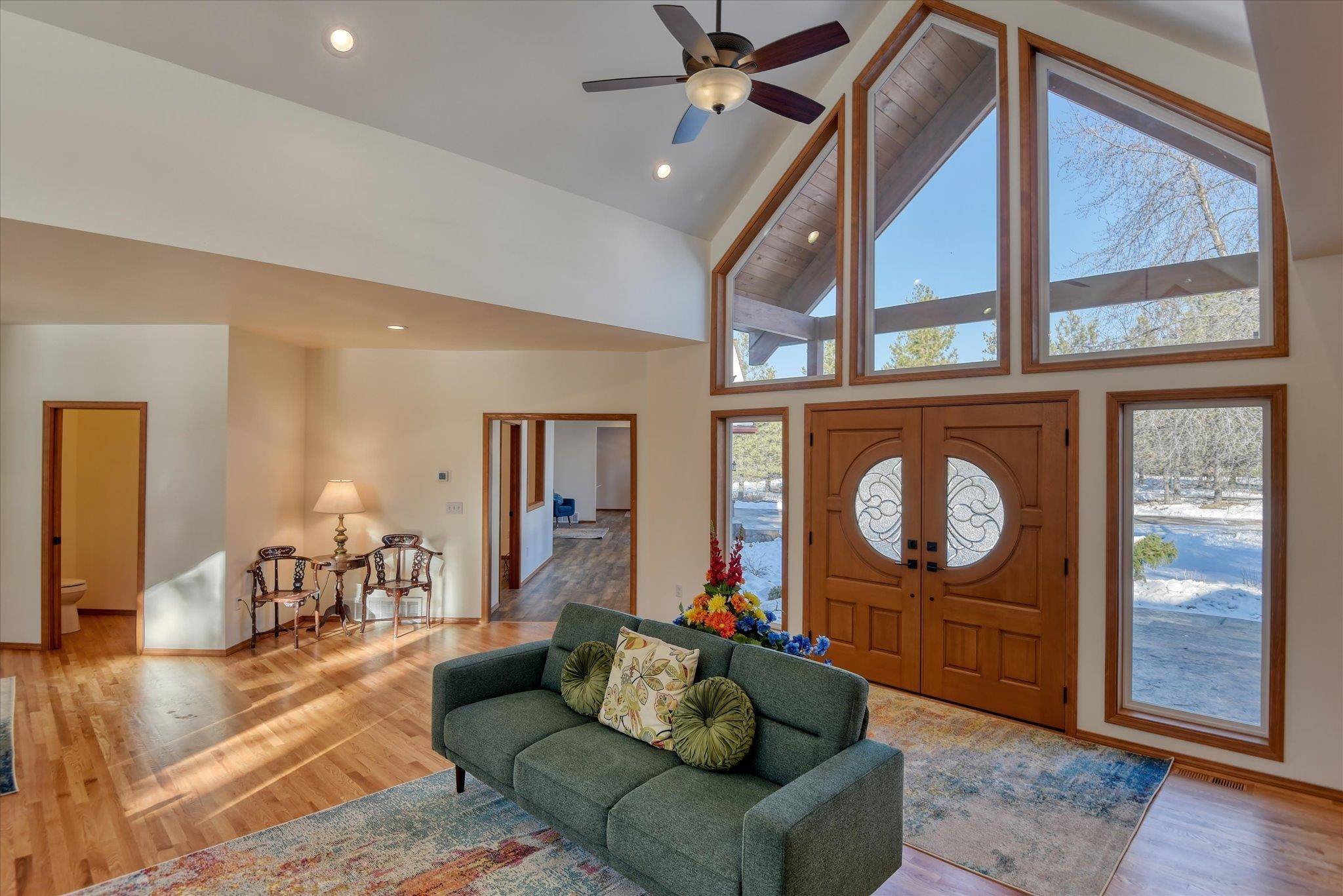 12912 E Gibbs Rd, Mica, WA 99023