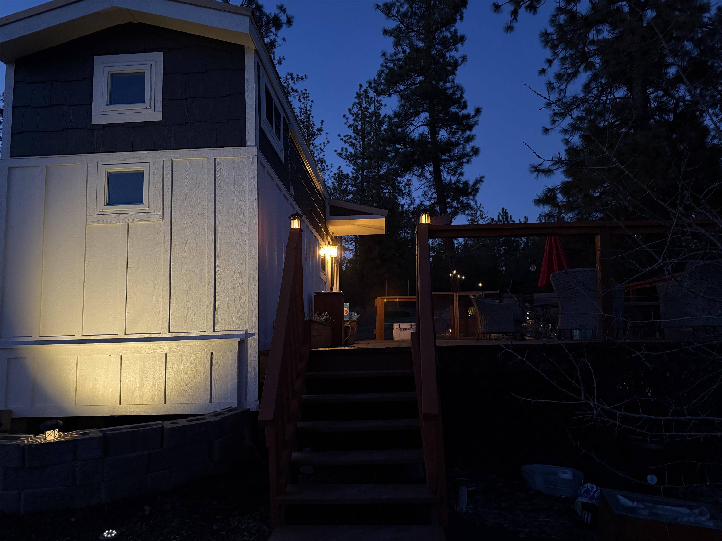 6658 Sand Flats Rd, Fruitland, WA 99129