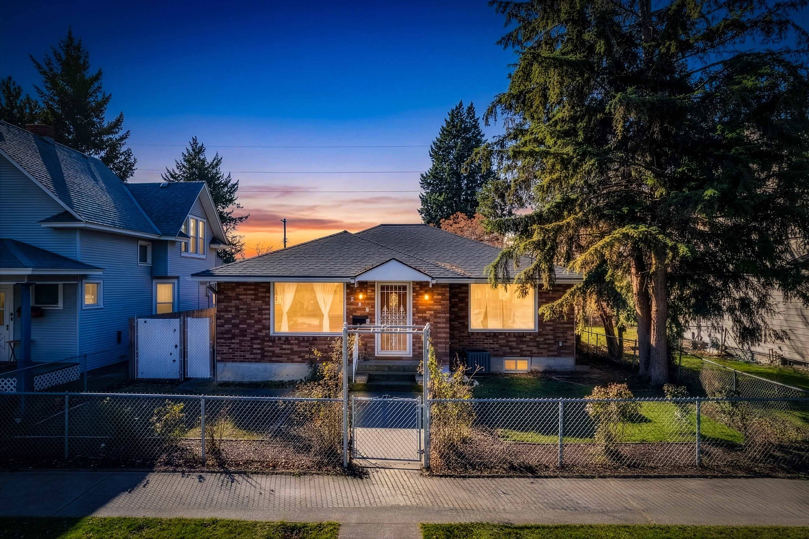 942 E BALDWIN Ave, Spokane, WA 99207
