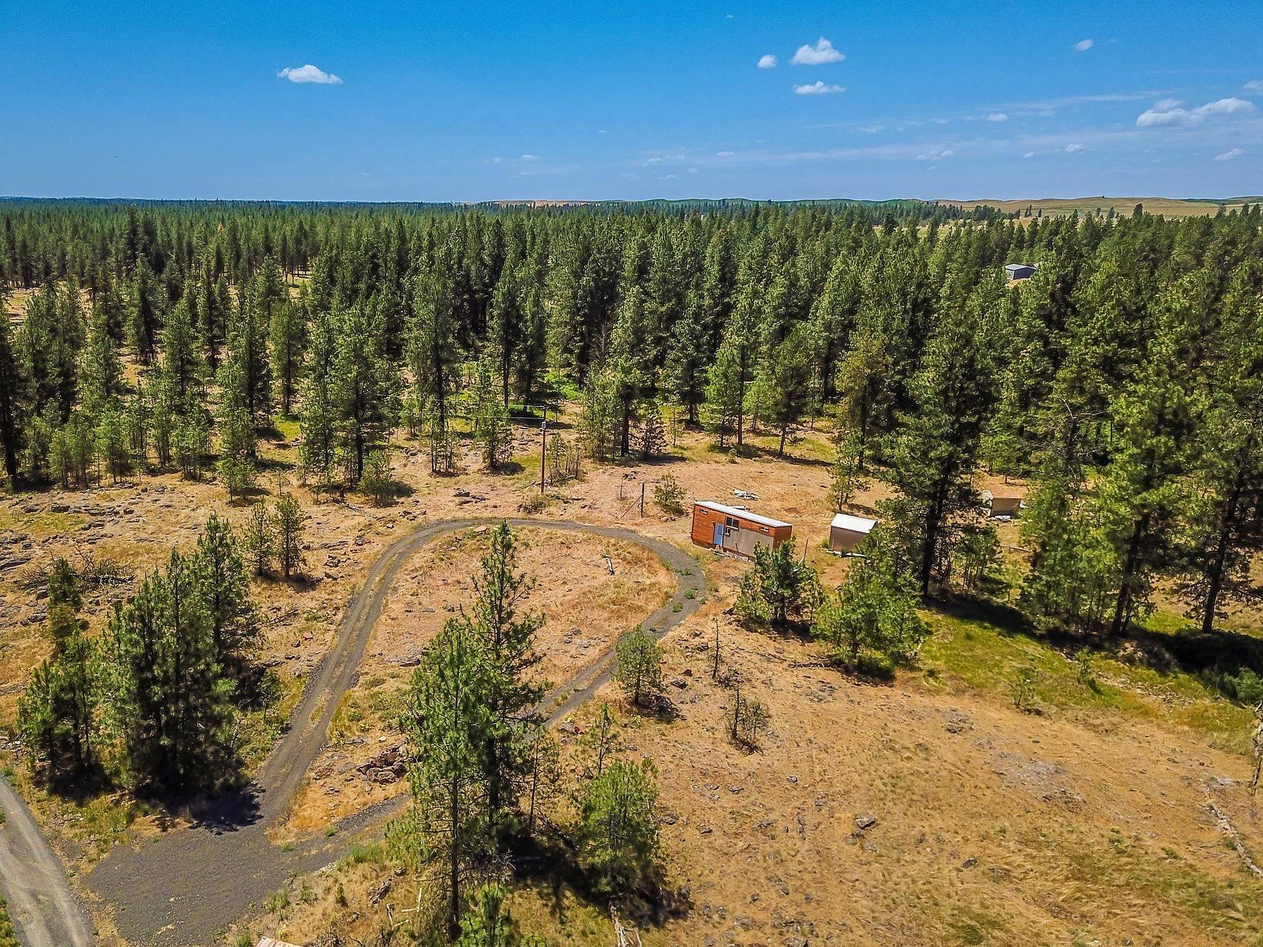 27816 W Drumheller Rd, Cheney, WA 99004