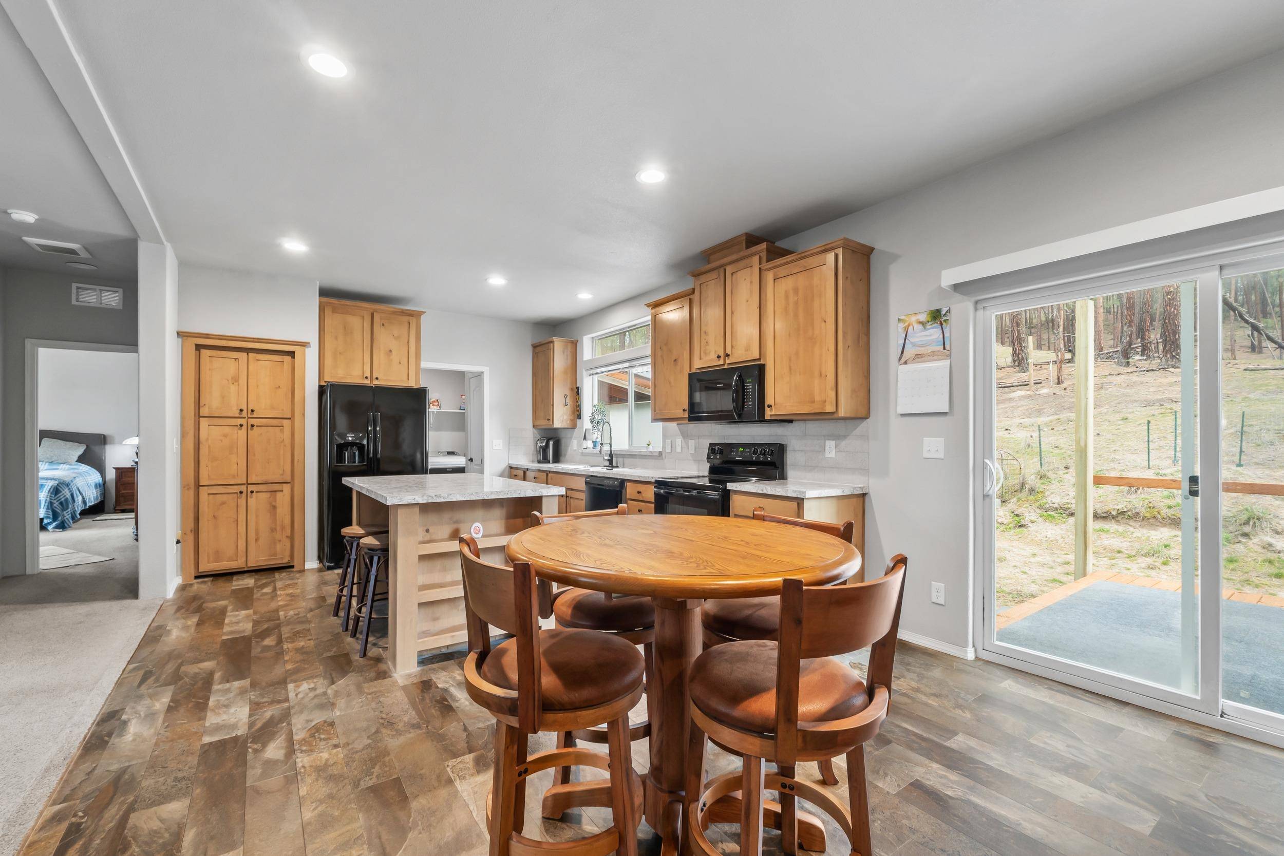 1477 D College Ln, Kettle Falls, WA 99141