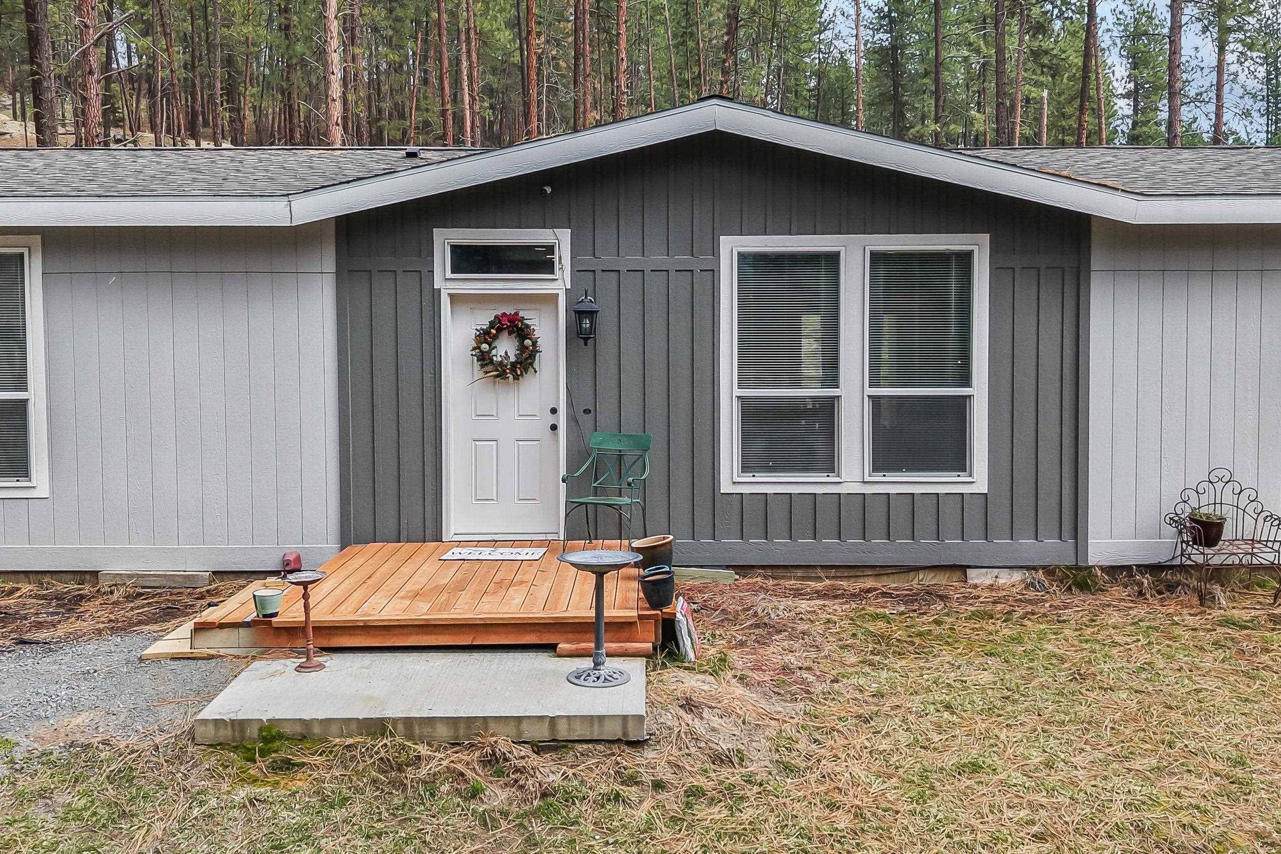 1477 D College Ln, Kettle Falls, WA 99141