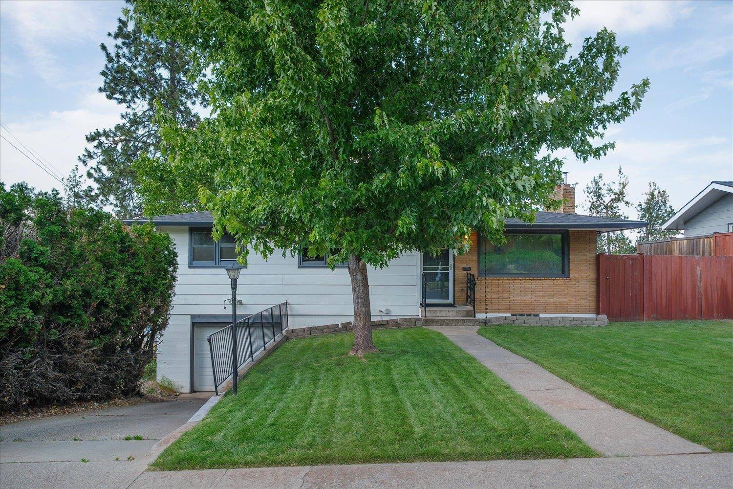 3703 E 18th Ave, Spokane, WA 99223