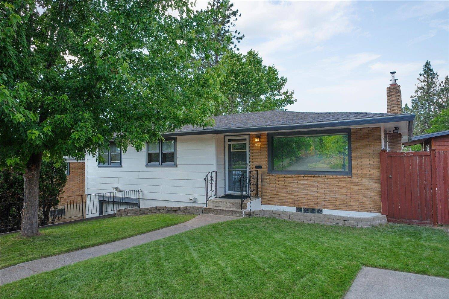 3703 E 18th Ave, Spokane, WA 99223